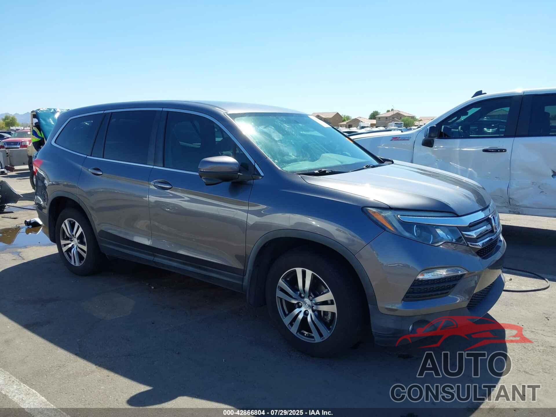 HONDA PILOT 2017 - 5FNYF6H32HB031959