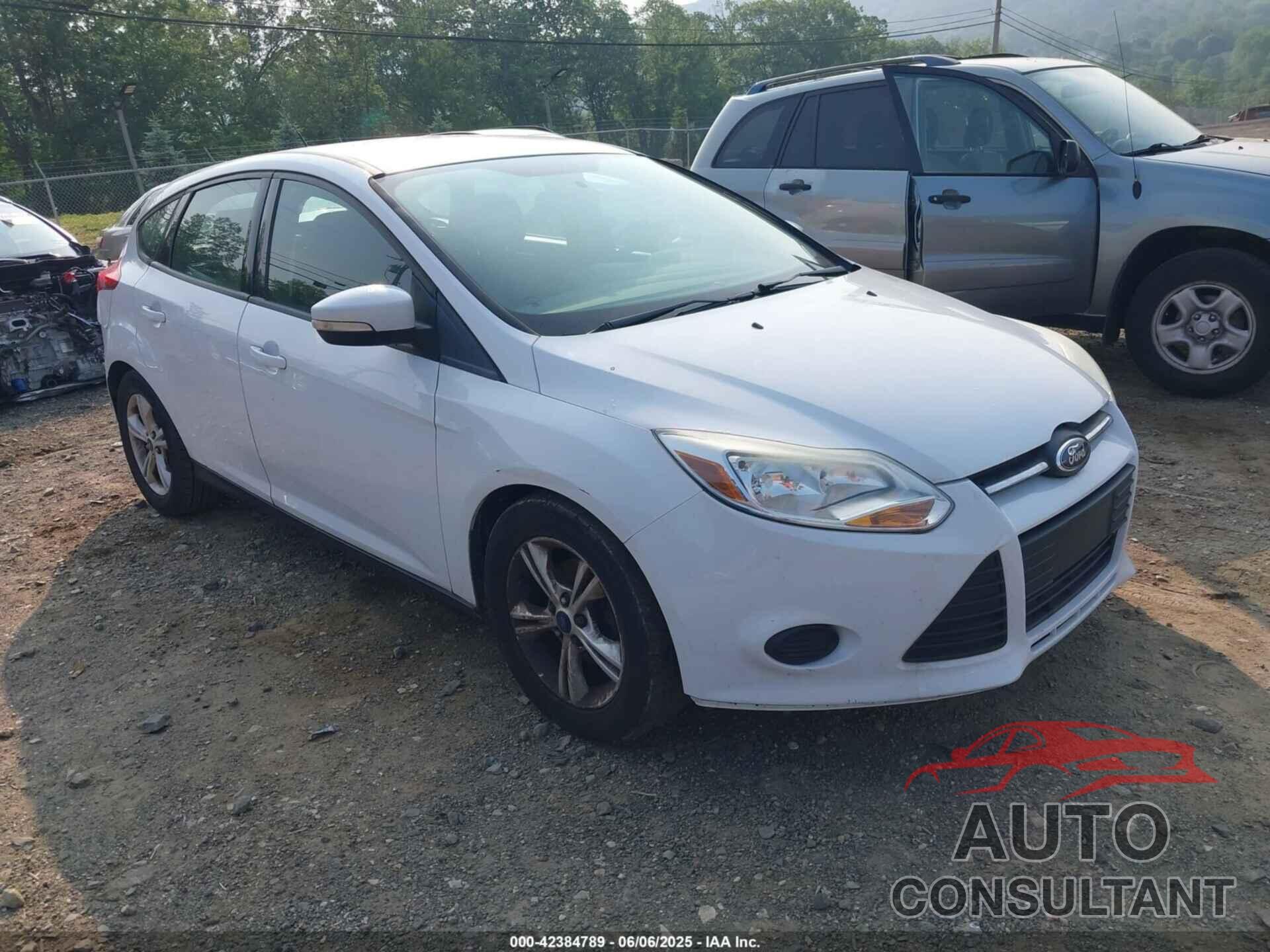 FORD FOCUS 2014 - 1FADP3K22EL402398