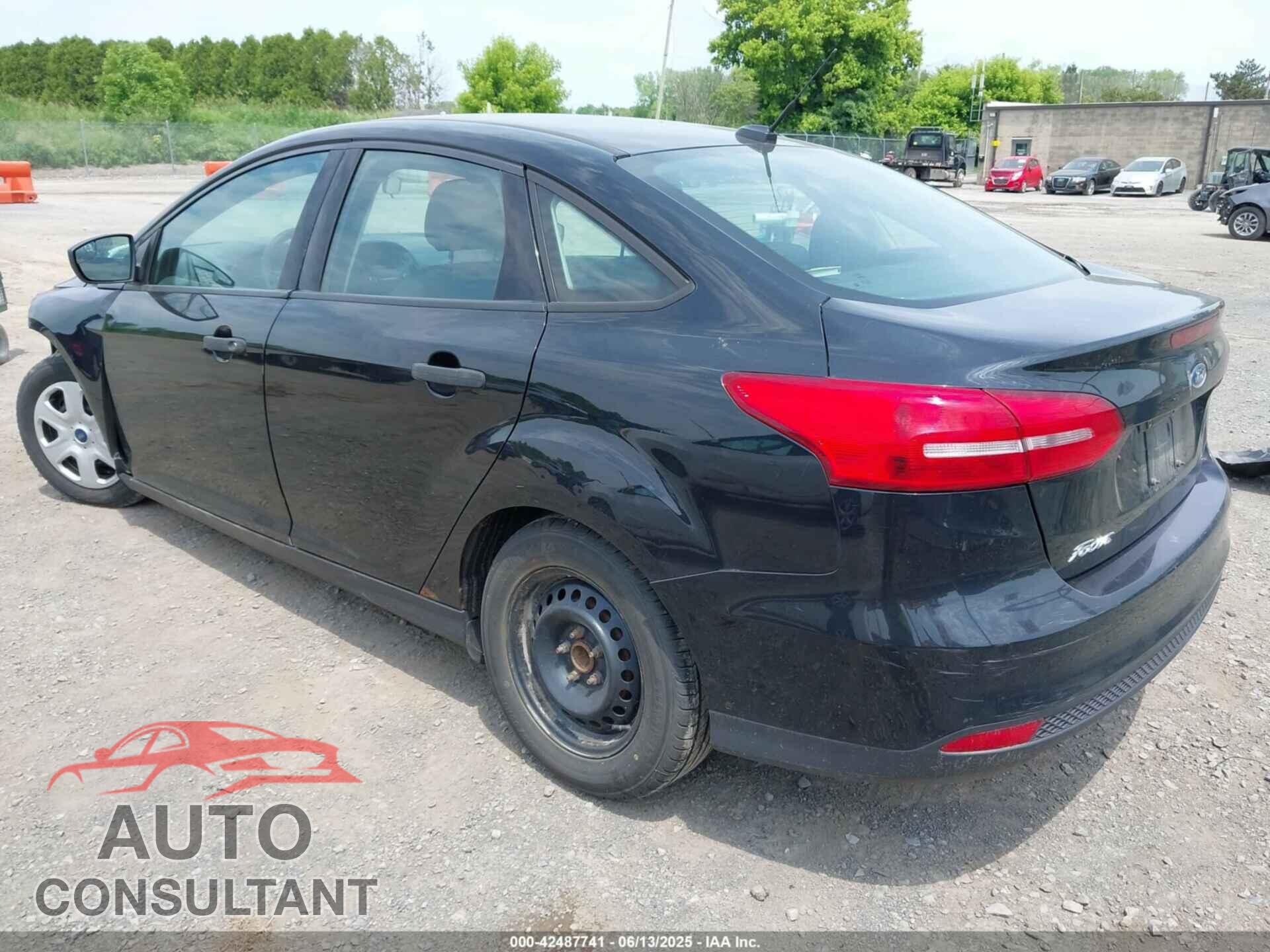 FORD FOCUS 2016 - 1FADP3E23GL228033