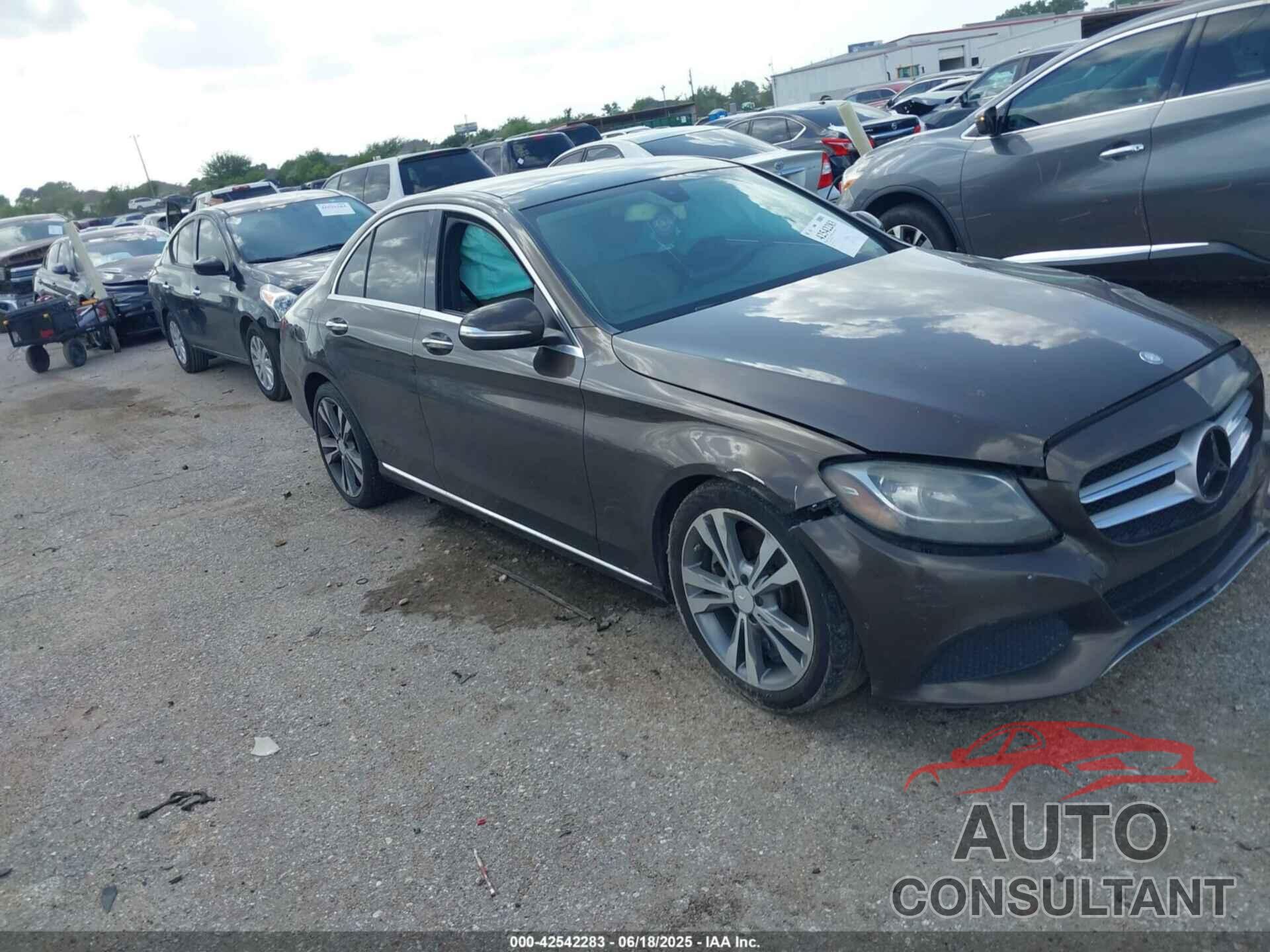 MERCEDES-BENZ C 300 2015 - 55SWF4JB6FU070899