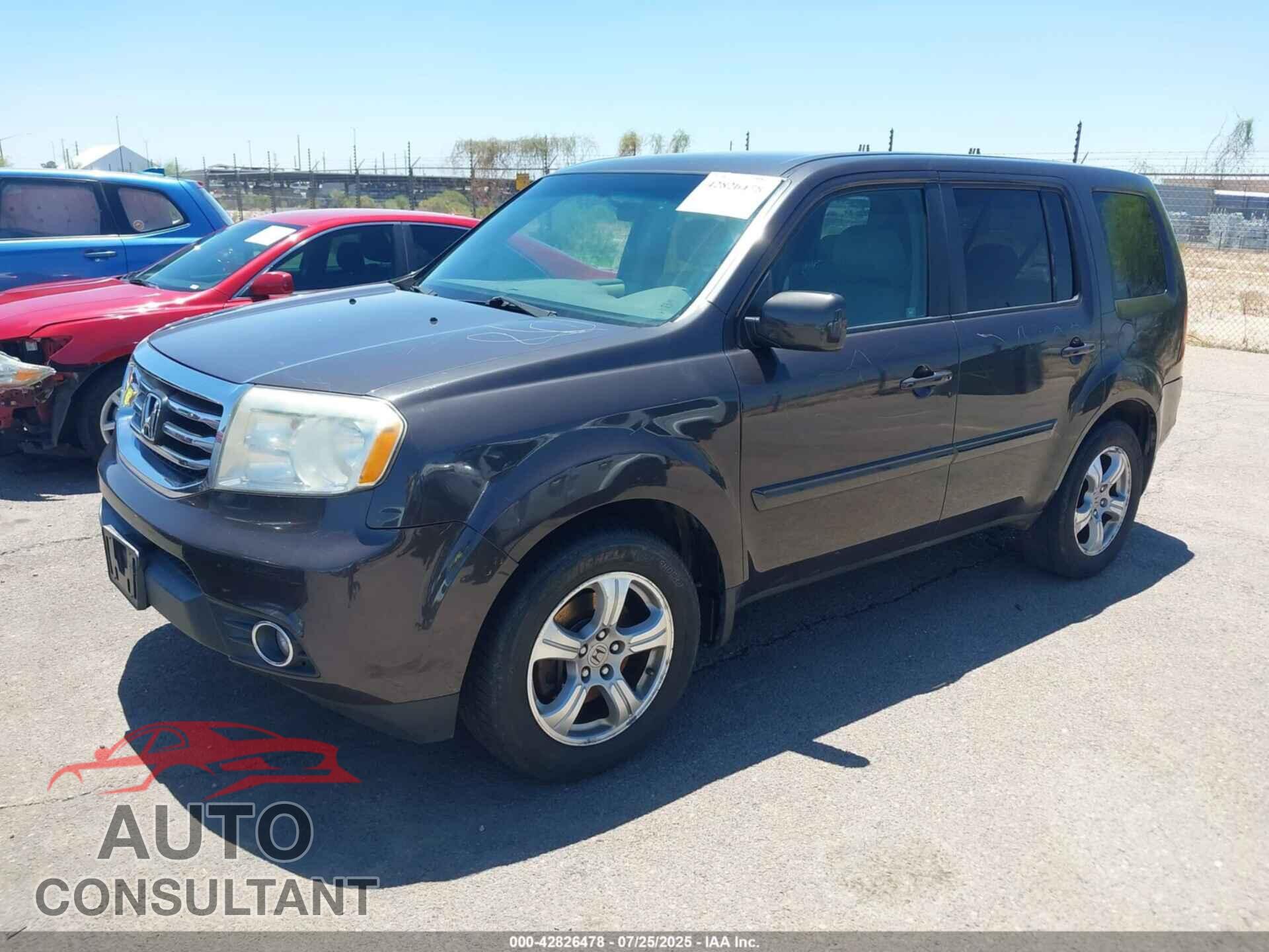 HONDA PILOT 2012 - 5FNYF4H49CB066228