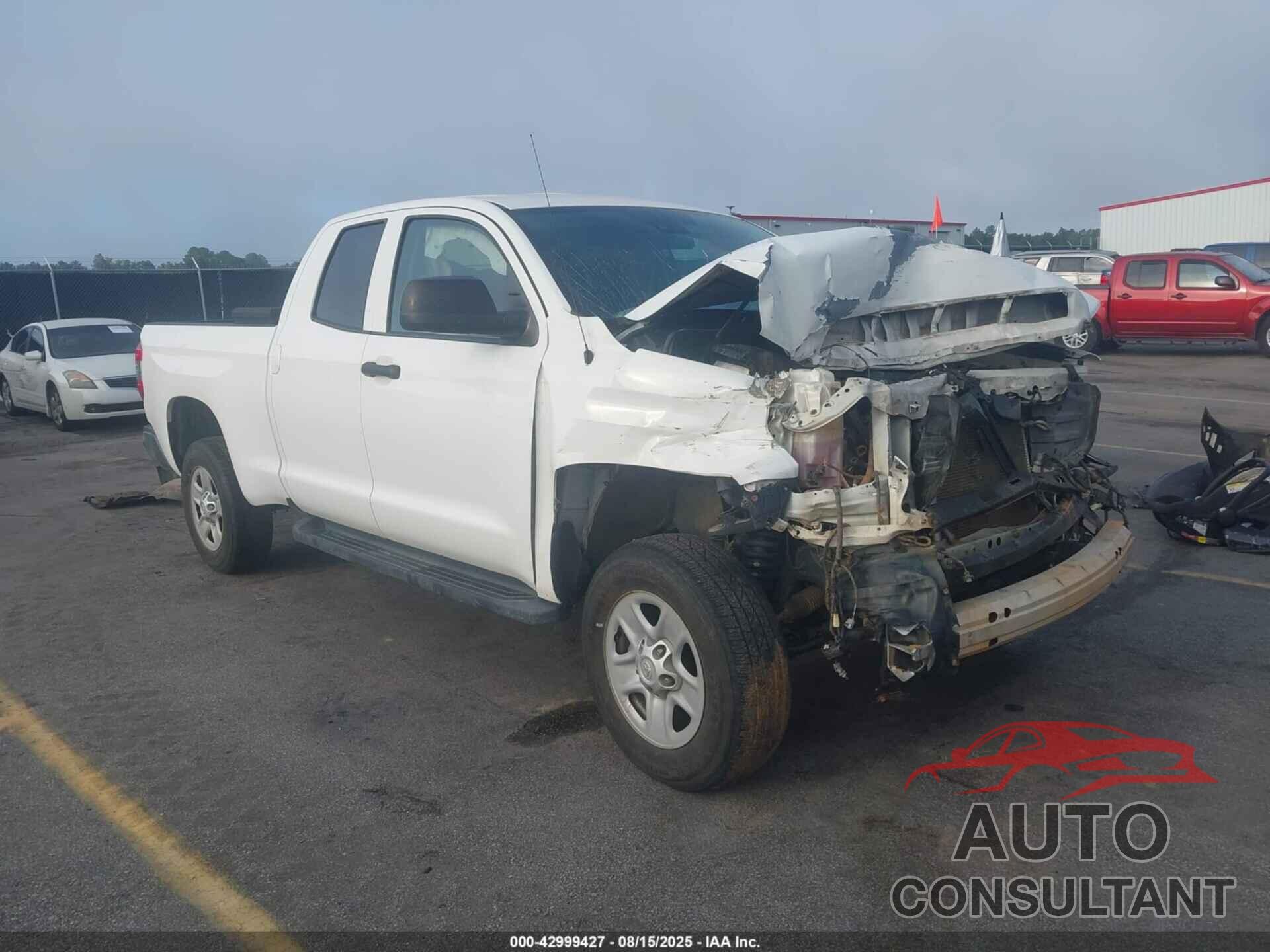 TOYOTA TUNDRA 2019 - 5TFUM5F19KX081268