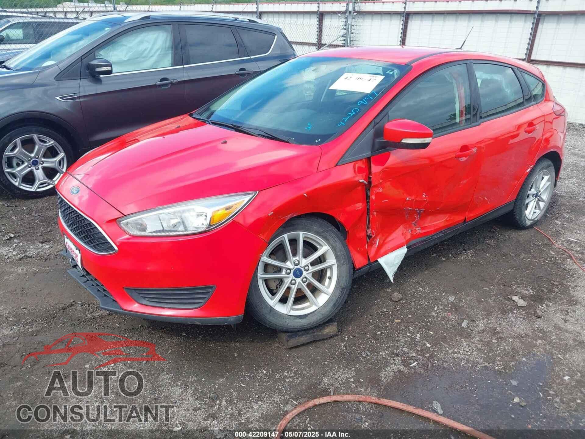 FORD FOCUS 2015 - 1FADP3K20FL296390