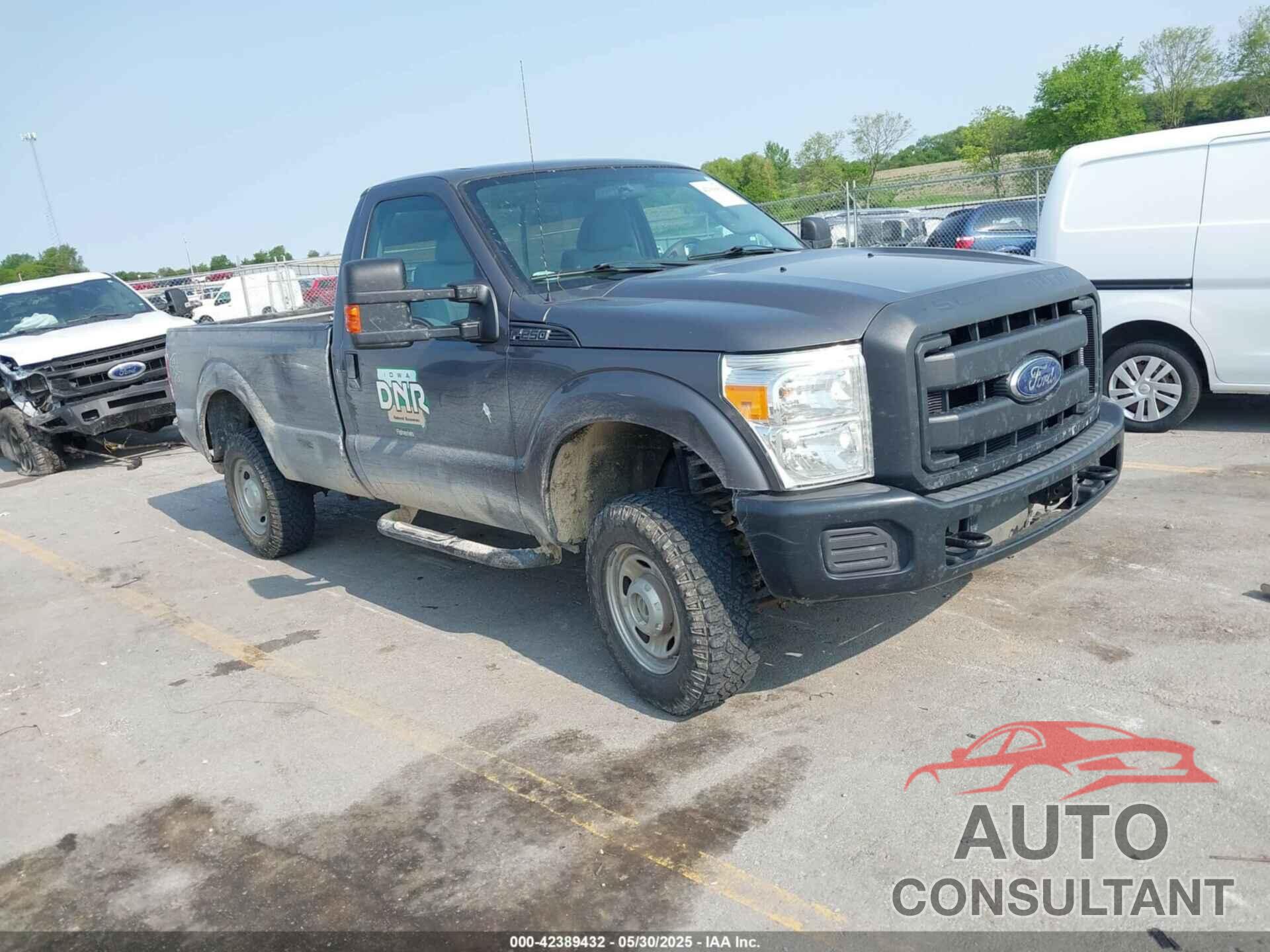 FORD F-250 2013 - 1FTBF2B62DEB30570