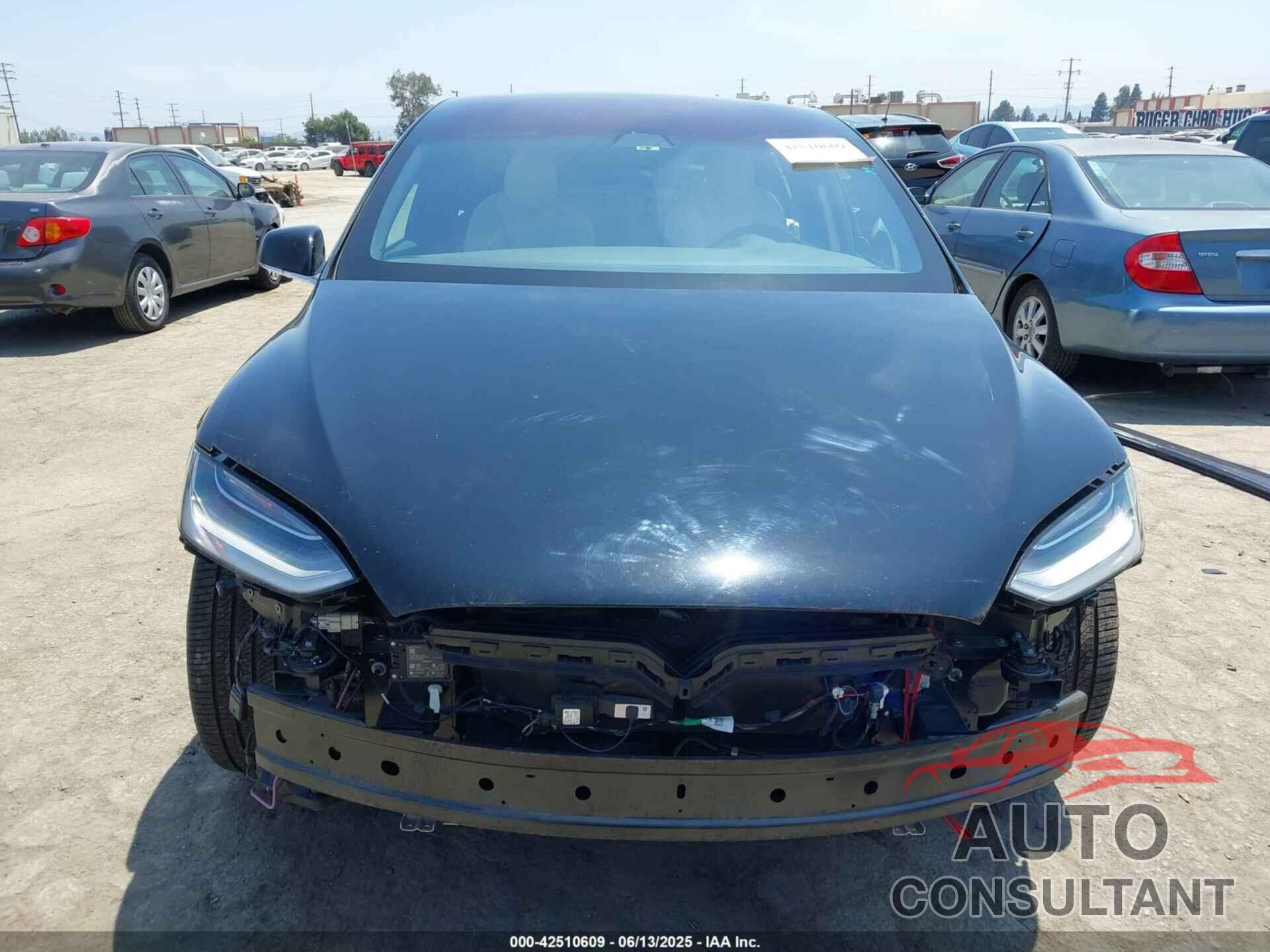 TESLA MODEL X 2020 - 5YJXCAE28LF248332