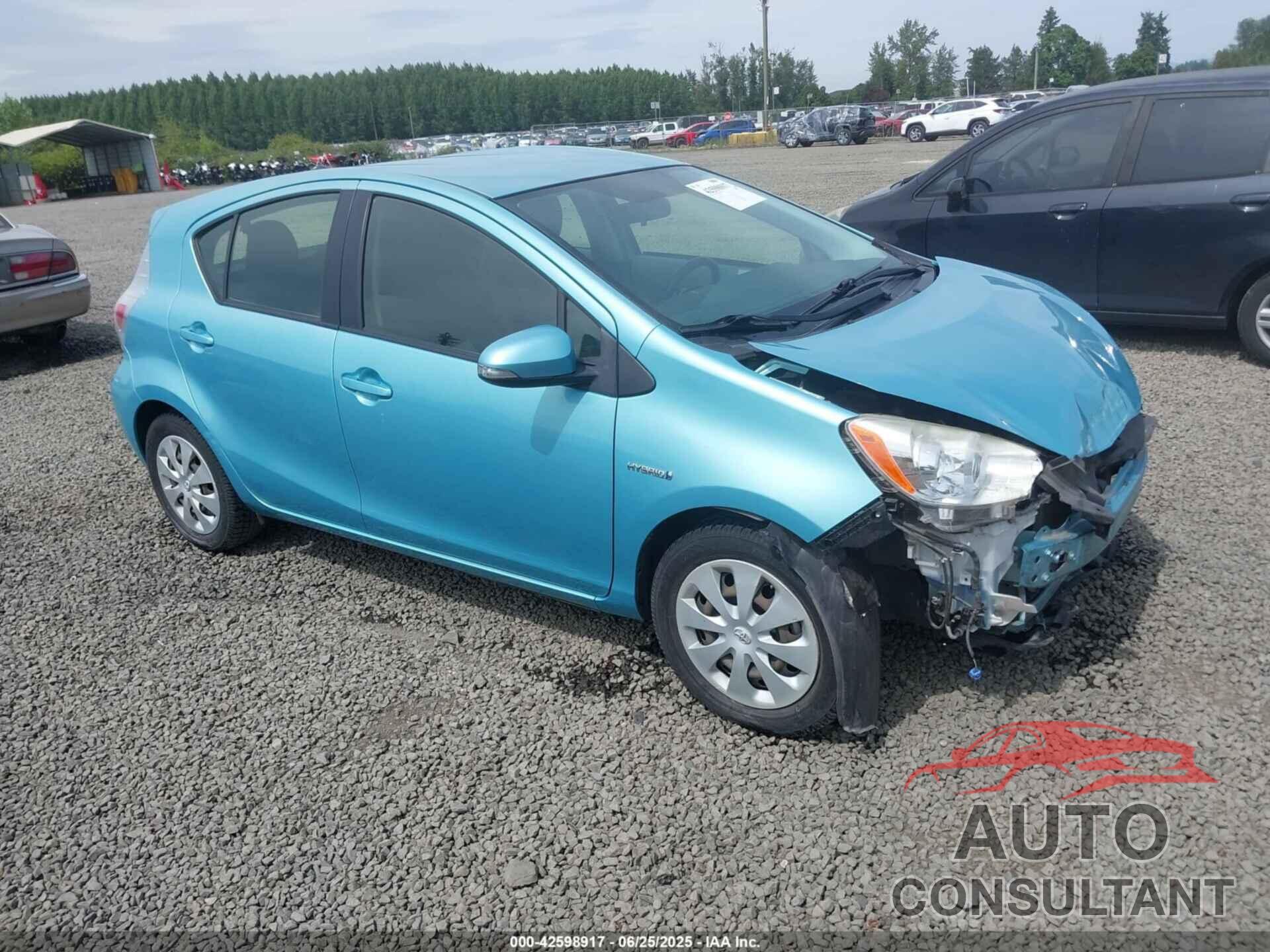 TOYOTA PRIUS C 2013 - JTDKDTB33D1037128