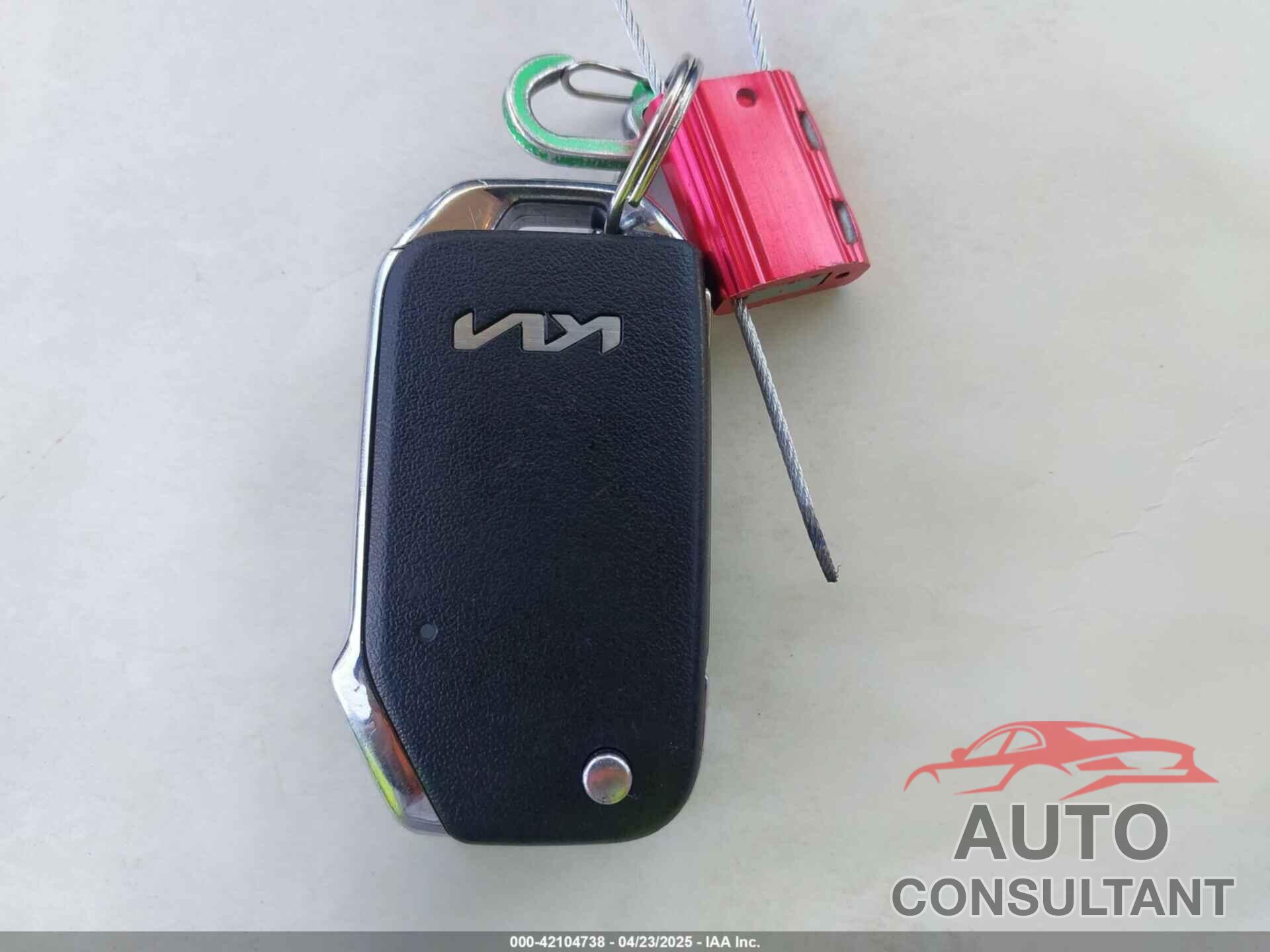 KIA SOUL 2023 - KNDJ23AU5P7888652