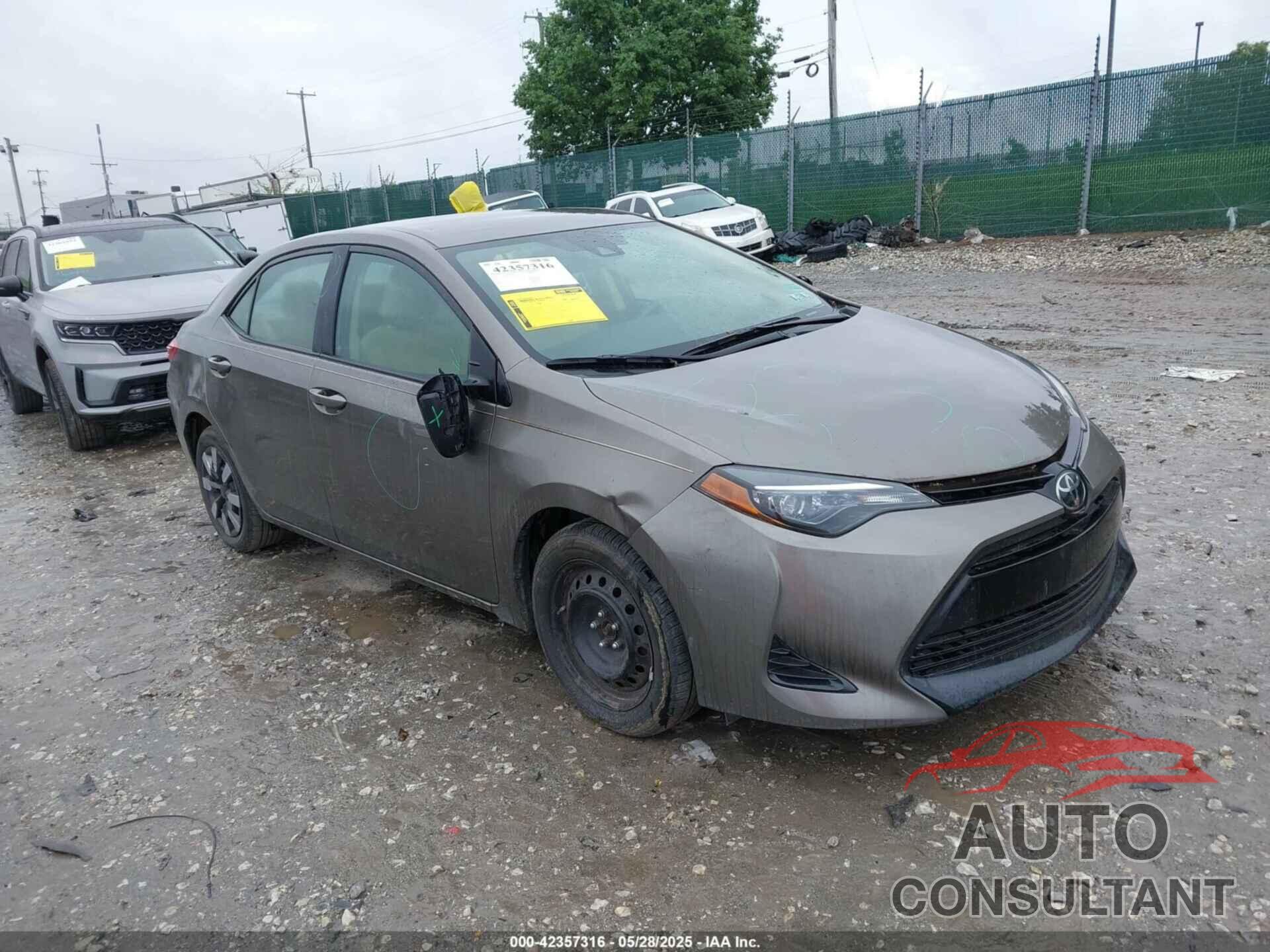 TOYOTA COROLLA 2018 - 2T1BURHE3JC002107