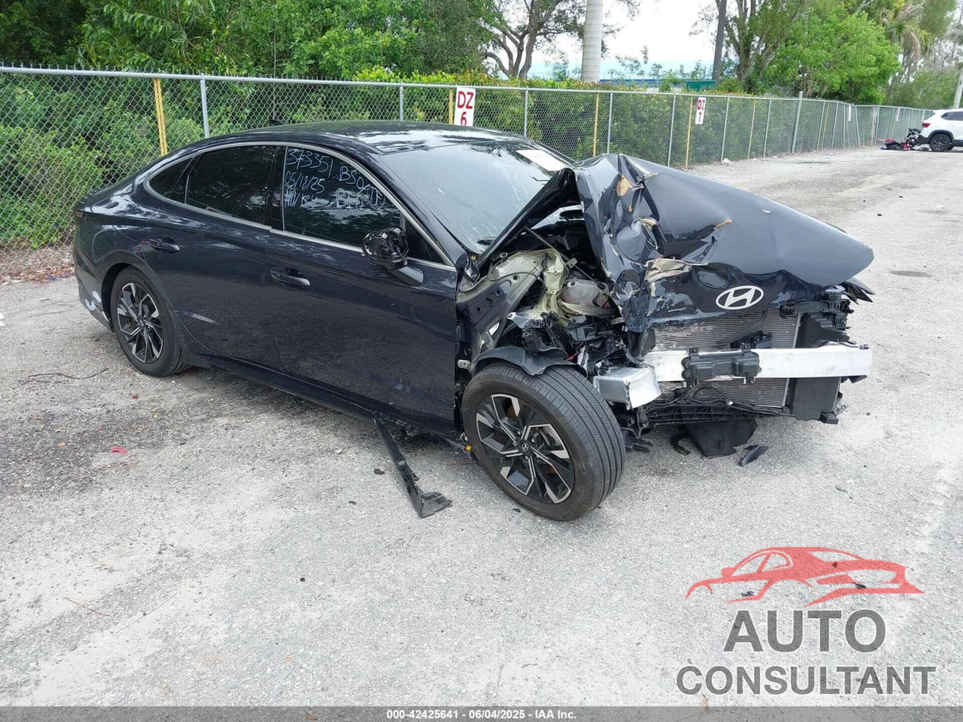 HYUNDAI SONATA 2024 - KMHL64JAXRA373351