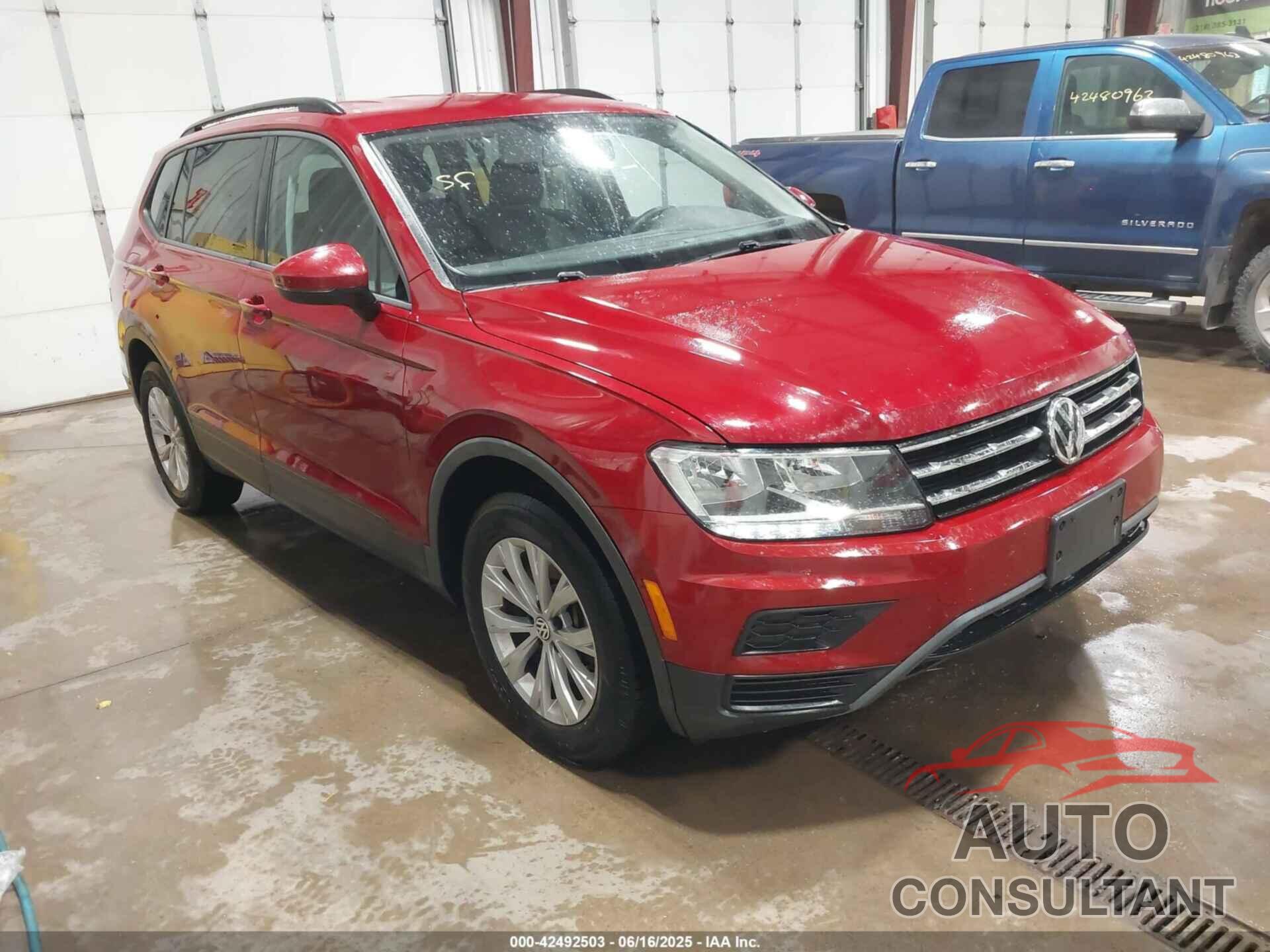 VOLKSWAGEN TIGUAN 2018 - 3VV0B7AX5JM104191
