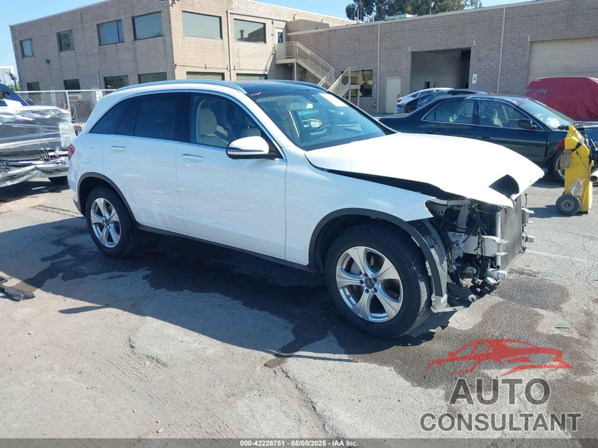 MERCEDES-BENZ GLC 300 2017 - WDC0G4KB7HV005707