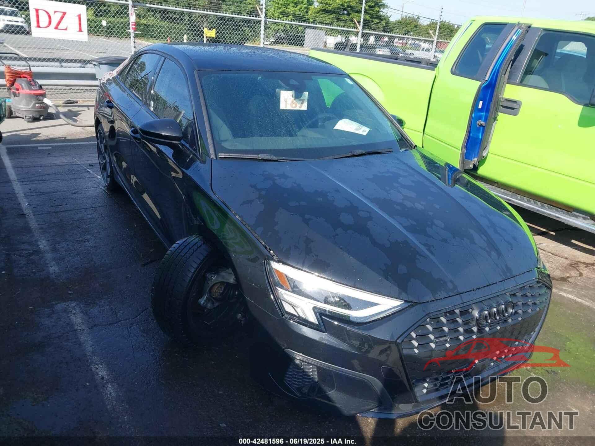 AUDI A3 2022 - WAUHUDGY5NA092523
