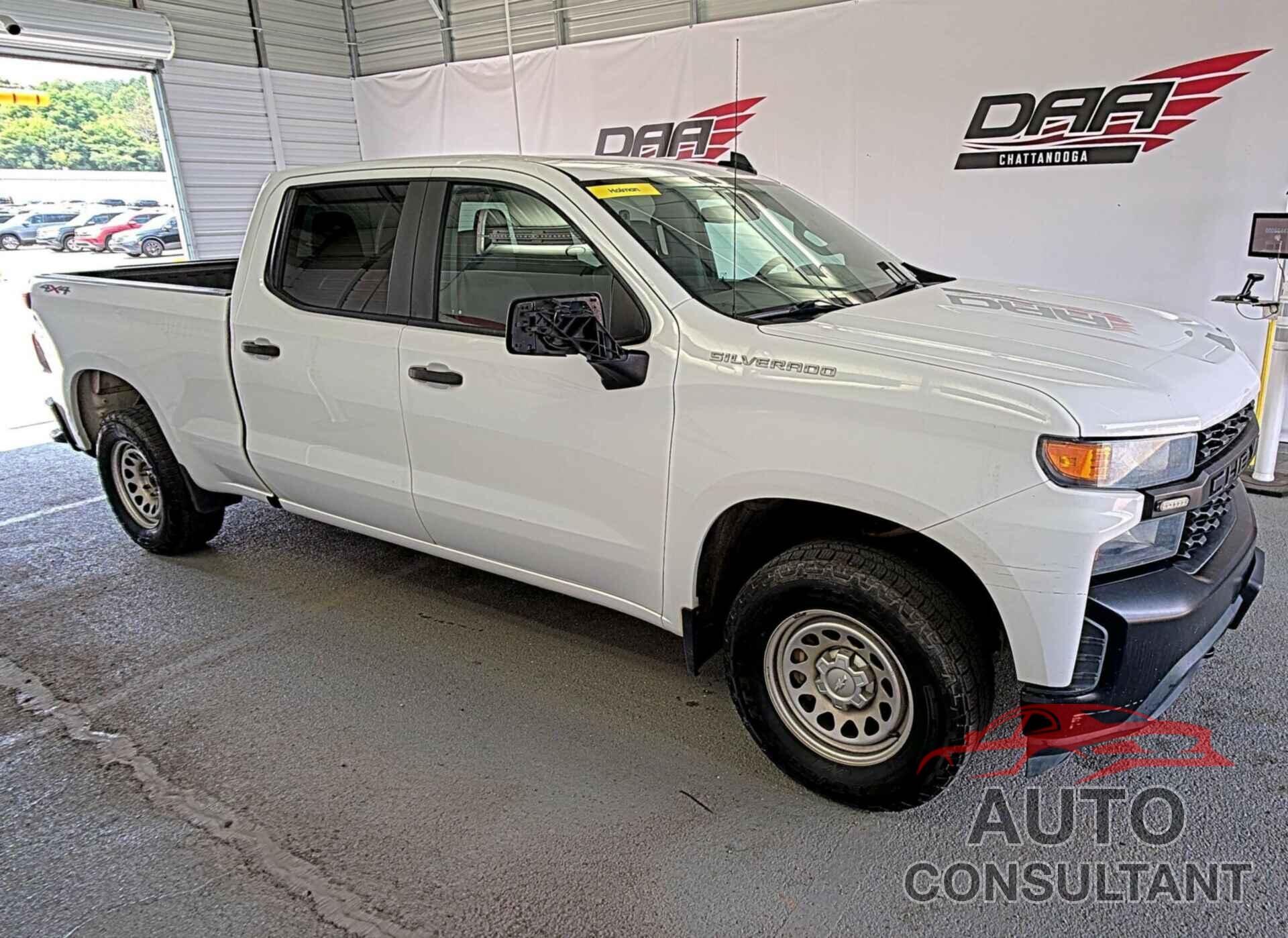 CHEVROLET SILVERADO 2019 - 1GCUYAEFXKZ267934