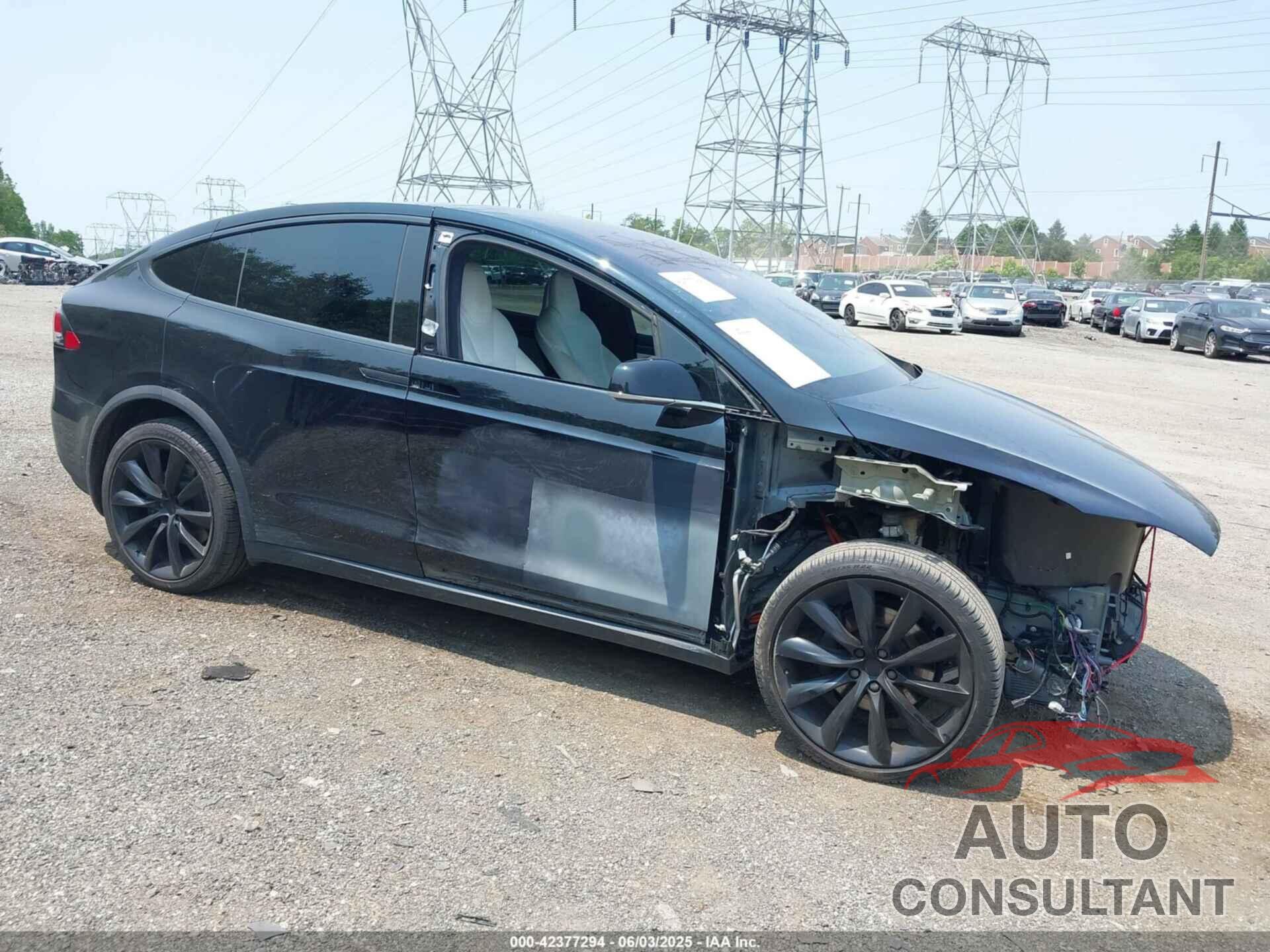 TESLA MODEL X 2018 - 5YJXCAE28JF088921