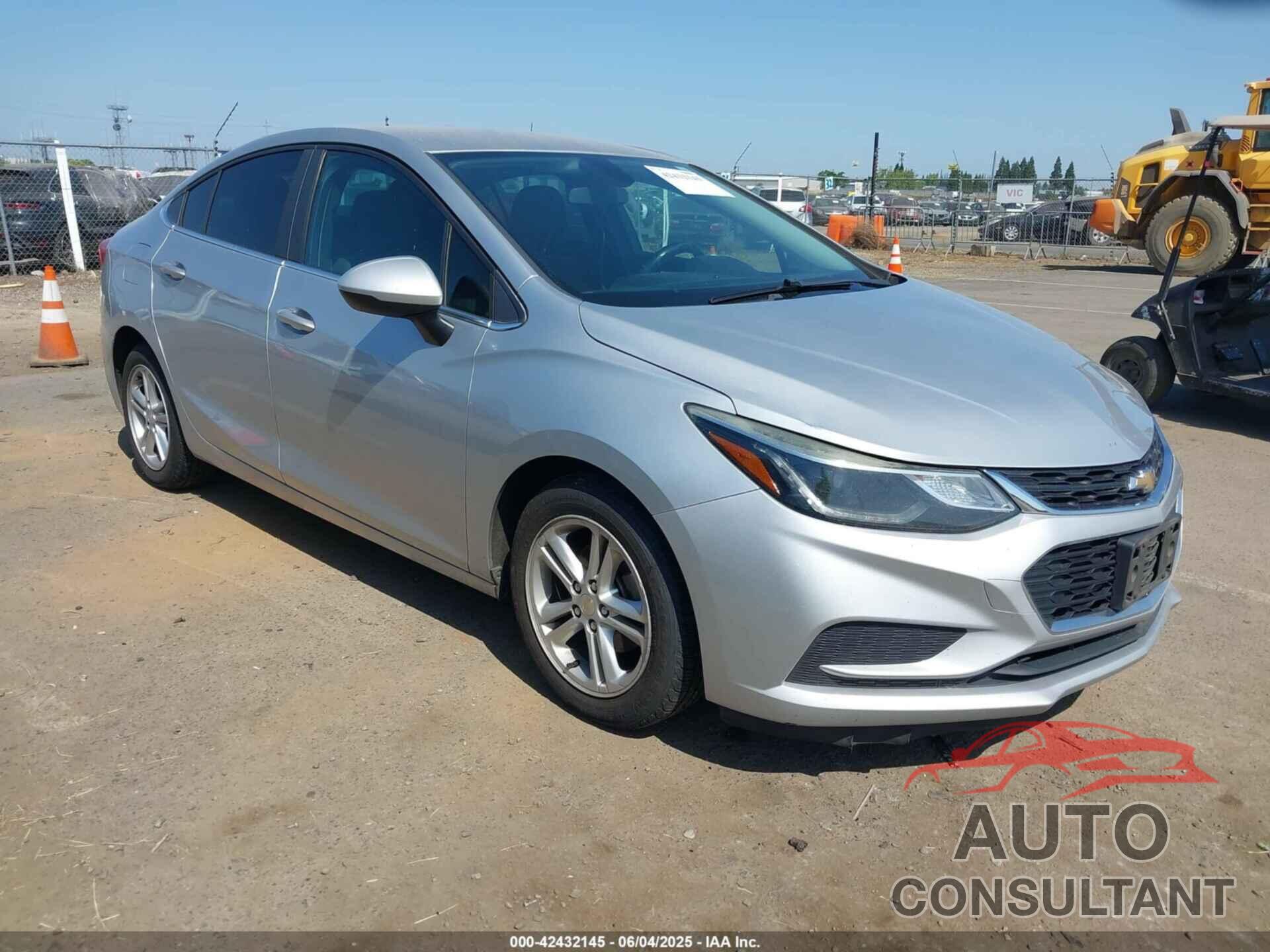 CHEVROLET CRUZE 2017 - 1G1BE5SM1H7122630
