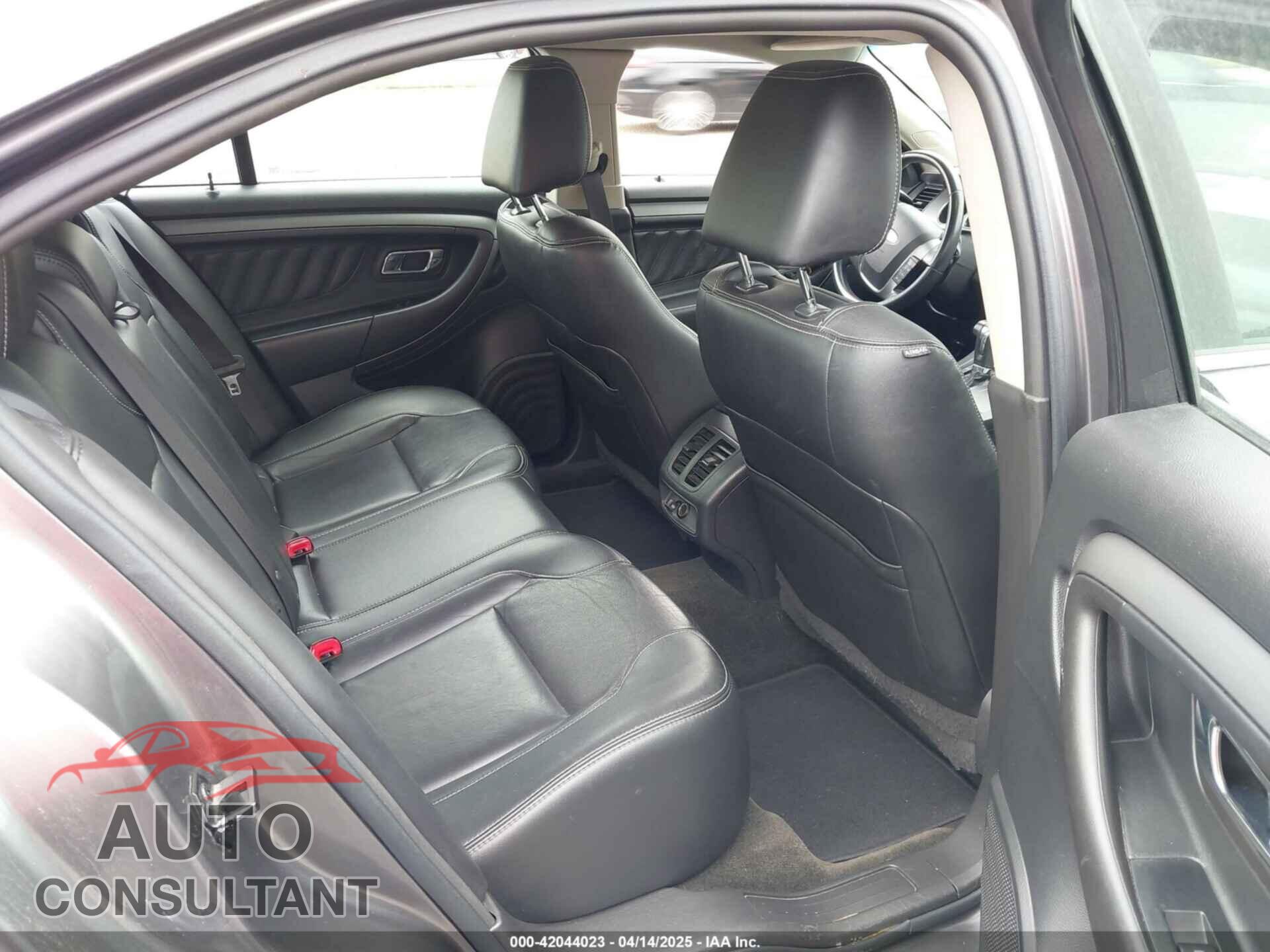 FORD TAURUS 2012 - 1FAHP2EW4CG107920