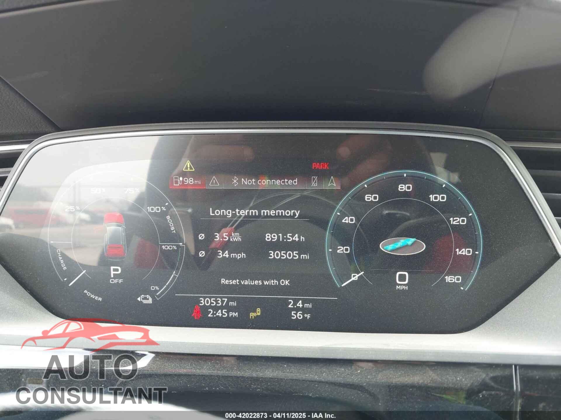 AUDI E-TRON 2019 - WA1LAAGE1KB007915