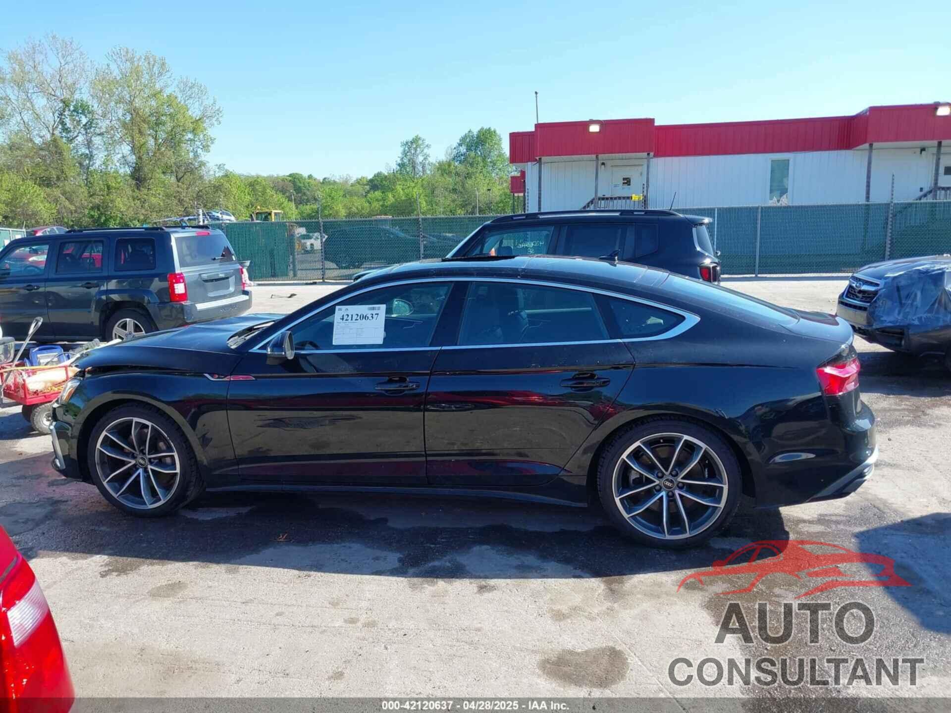 AUDI A5 SPORTBACK 2022 - WAUFACF5XNA015812
