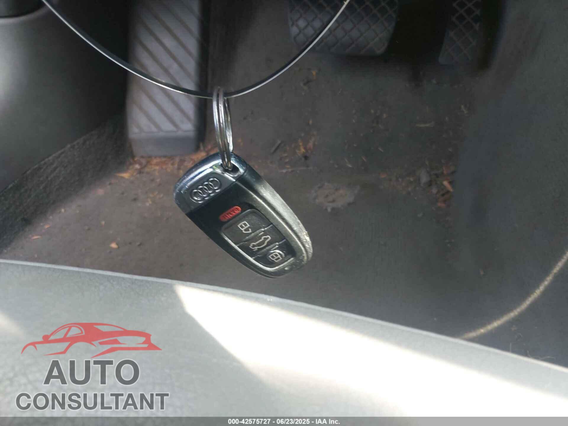 AUDI A4 2010 - WAUSFAFL0AA036018