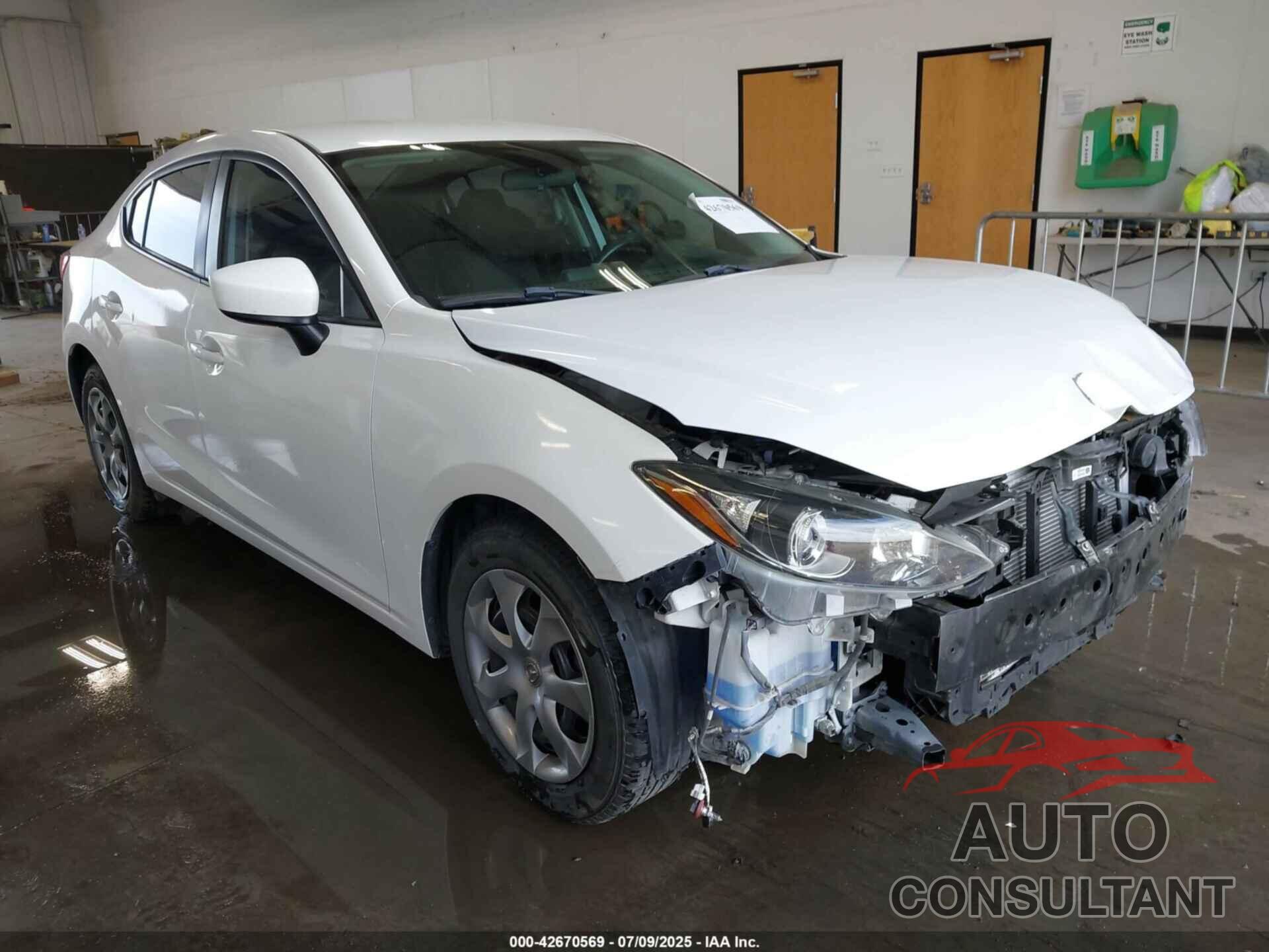 MAZDA MAZDA3 2014 - JM1BM1U75E1215210