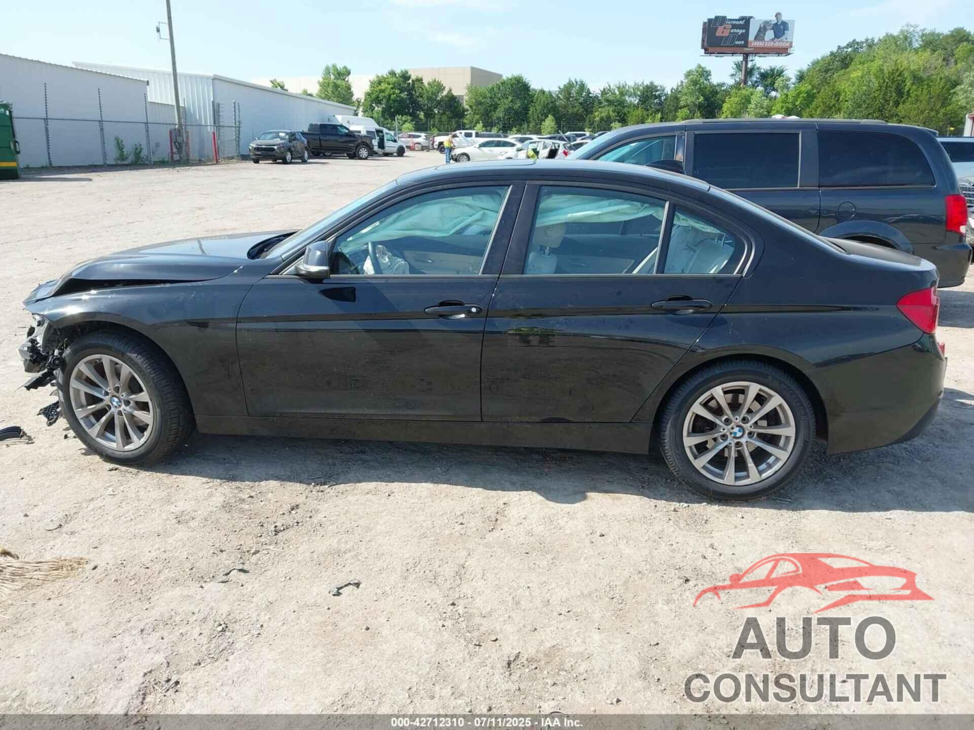 BMW 320I 2018 - WBA8E1G56JNU92529