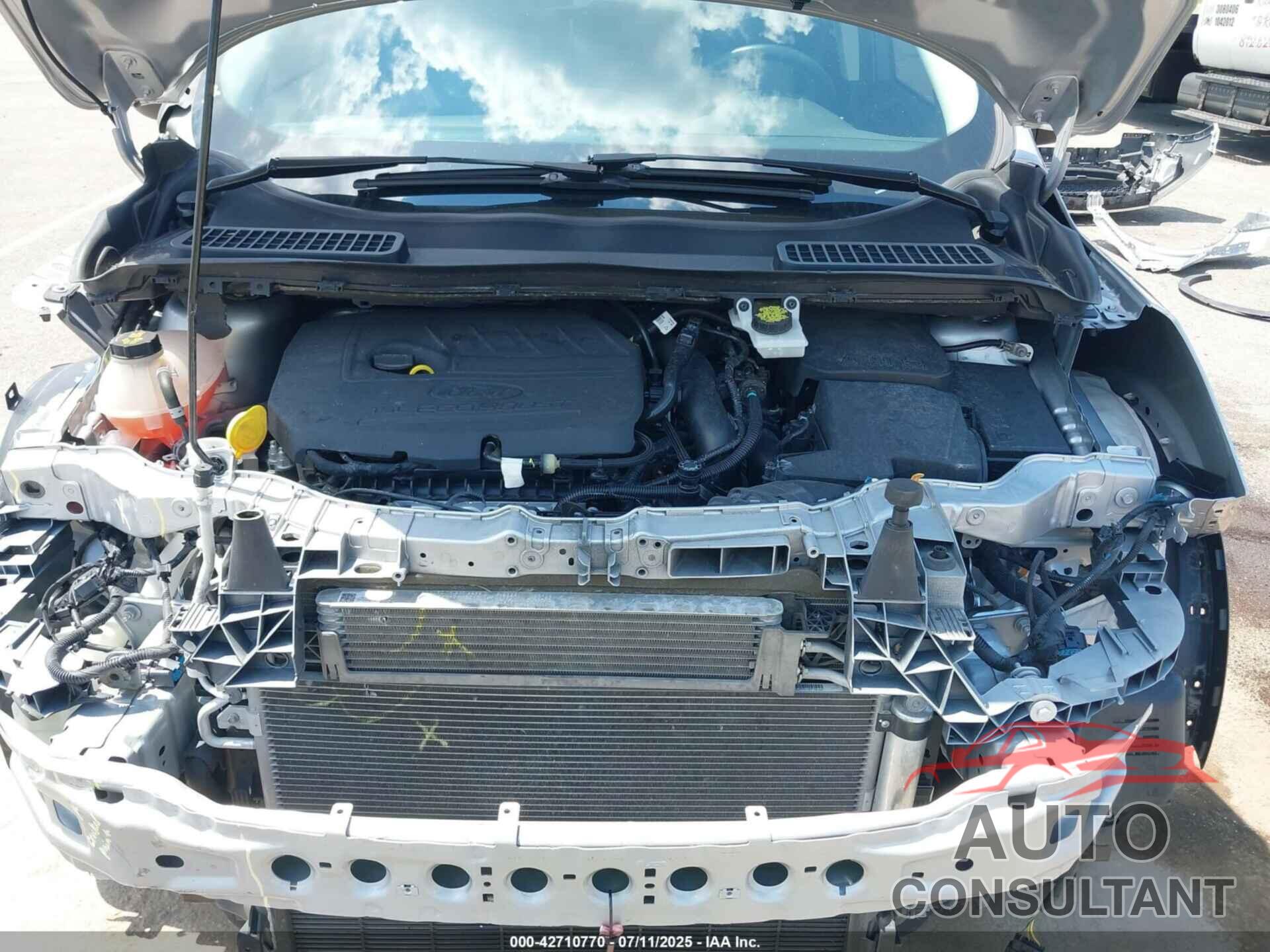 FORD ESCAPE 2018 - 1FMCU9GD3JUC46545