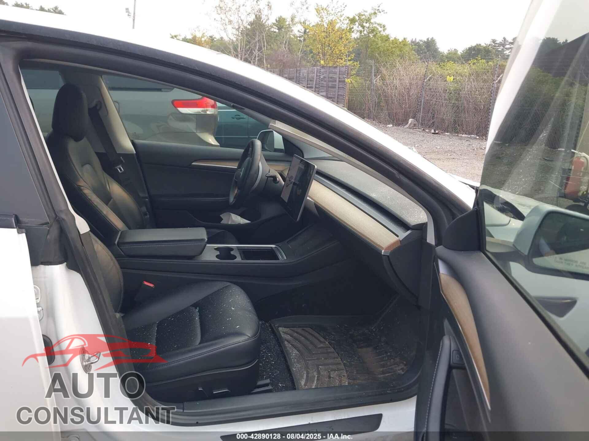 TESLA MODEL 3 2021 - 5YJ3E1EA4MF042717