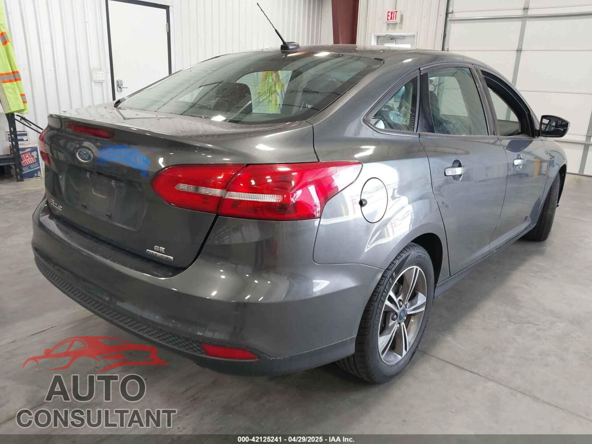 FORD FOCUS 2016 - 1FADP3F27GL351042