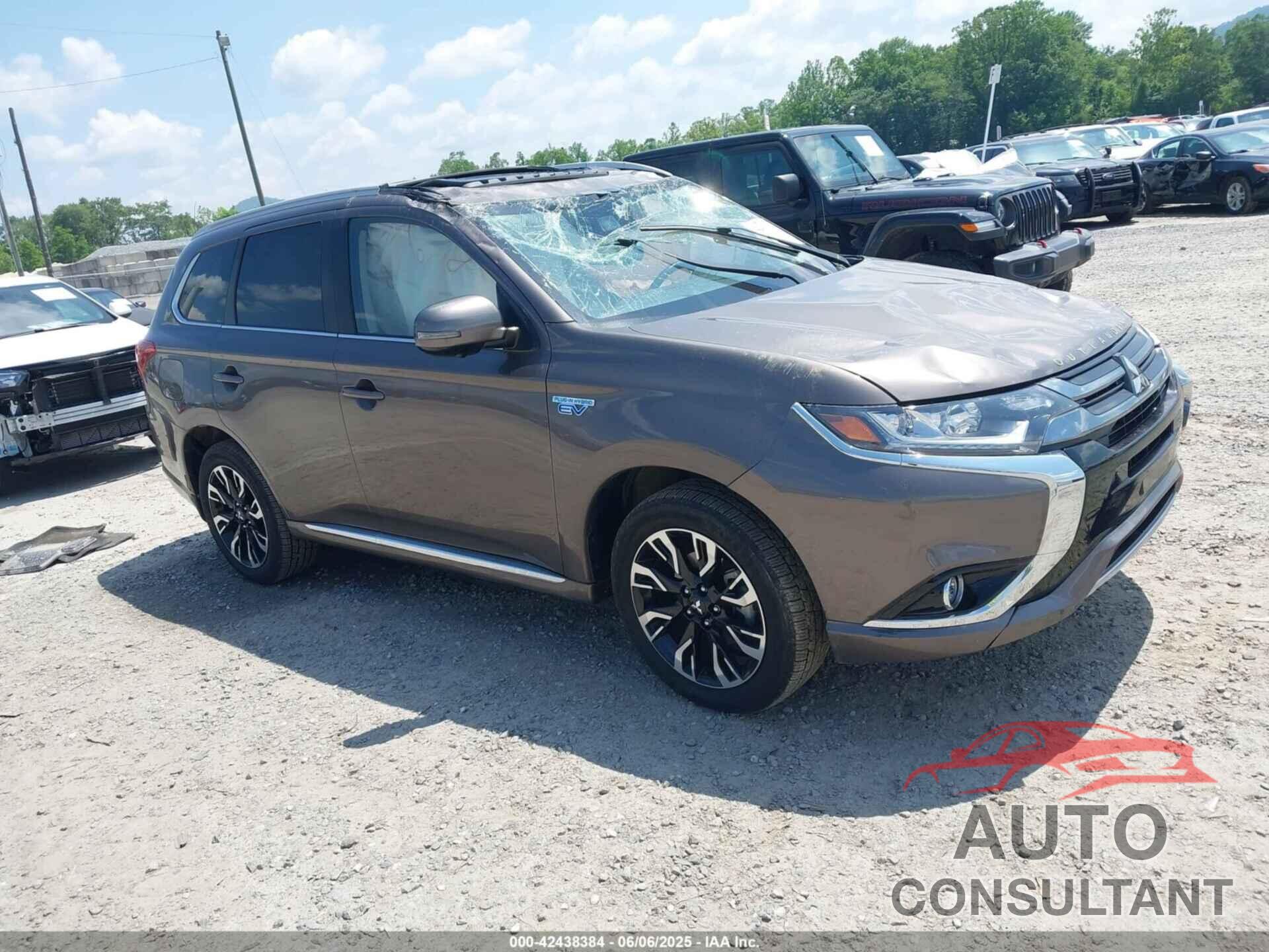 MITSUBISHI OUTLANDER PHEV 2018 - JA4J24A51JZ055502