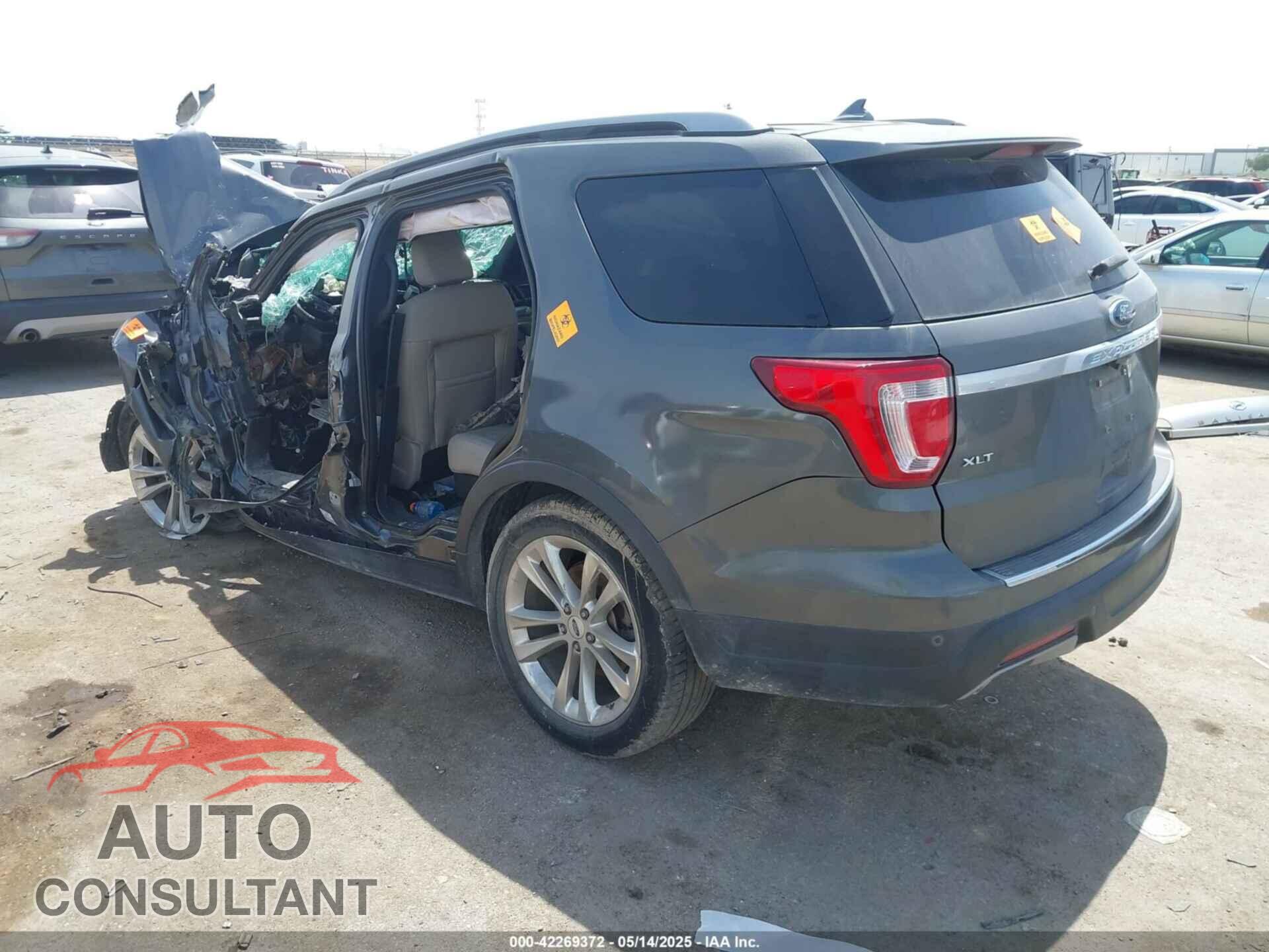 FORD EXPLORER 2018 - 1FM5K7D81JGB99167