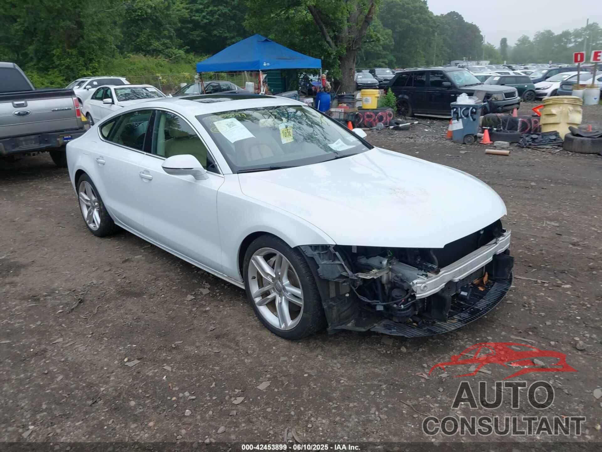 AUDI A7 2014 - WAUWGAFC8EN128569