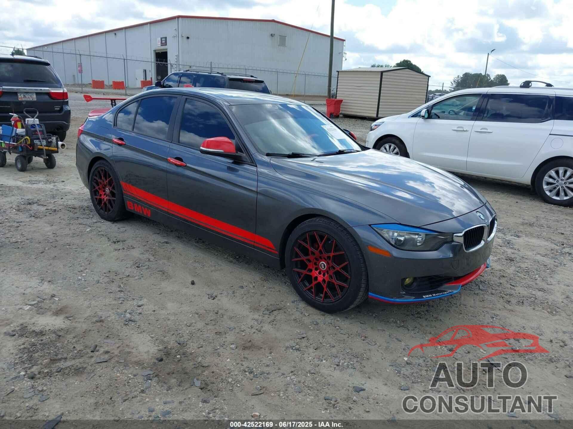 BMW 328I 2013 - WBA3A5C5XDF353098