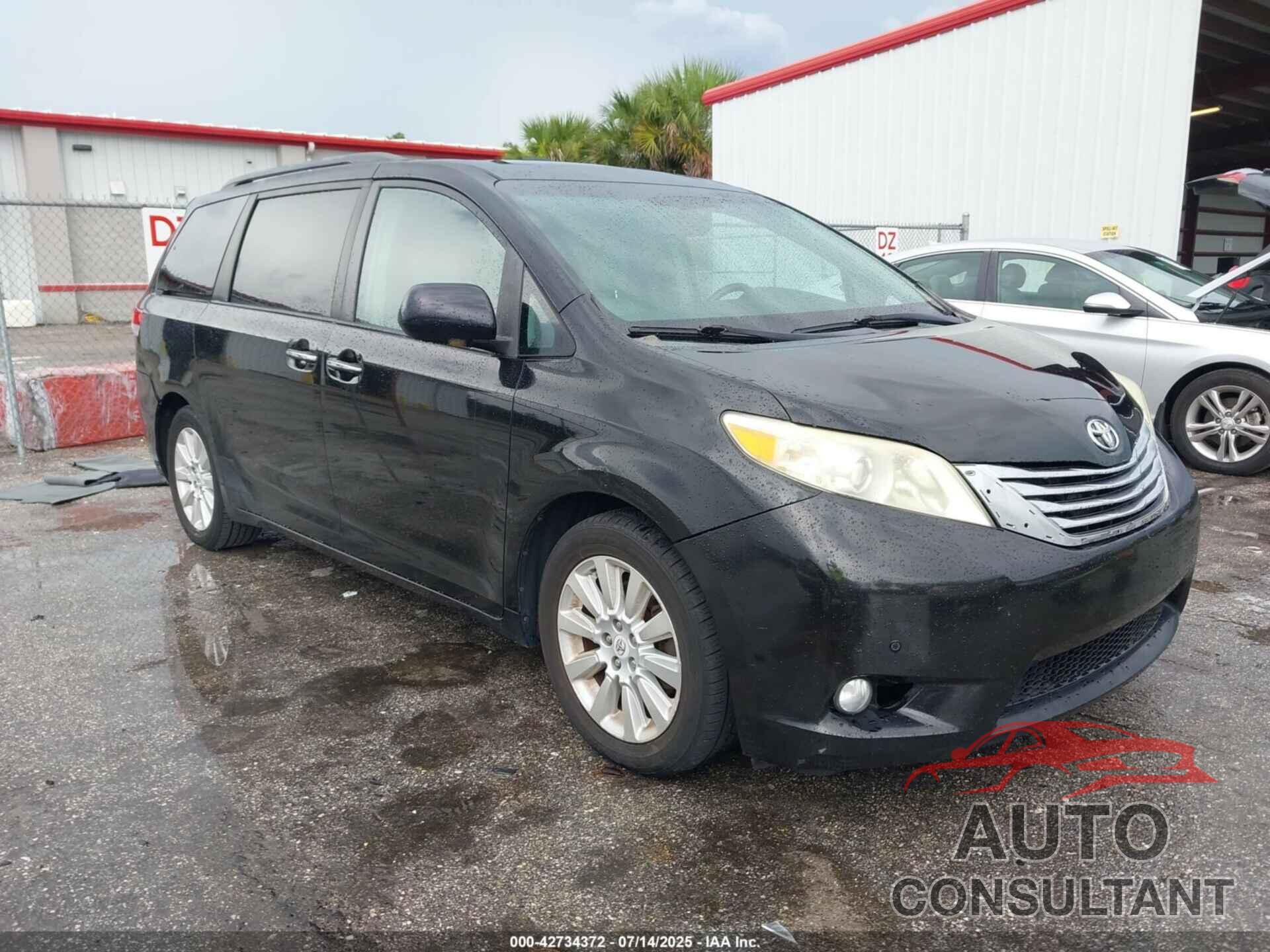 TOYOTA SIENNA 2011 - 5TDYK3DC4BS020769