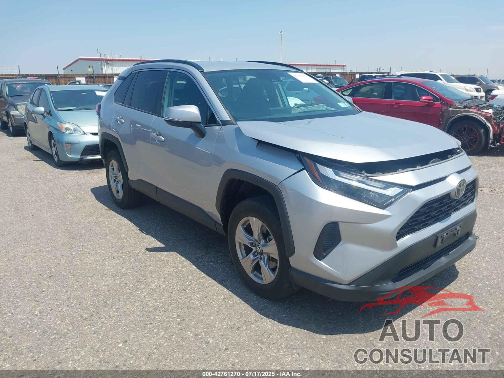 TOYOTA RAV4 2024 - 2T3W1RFV7RC272392