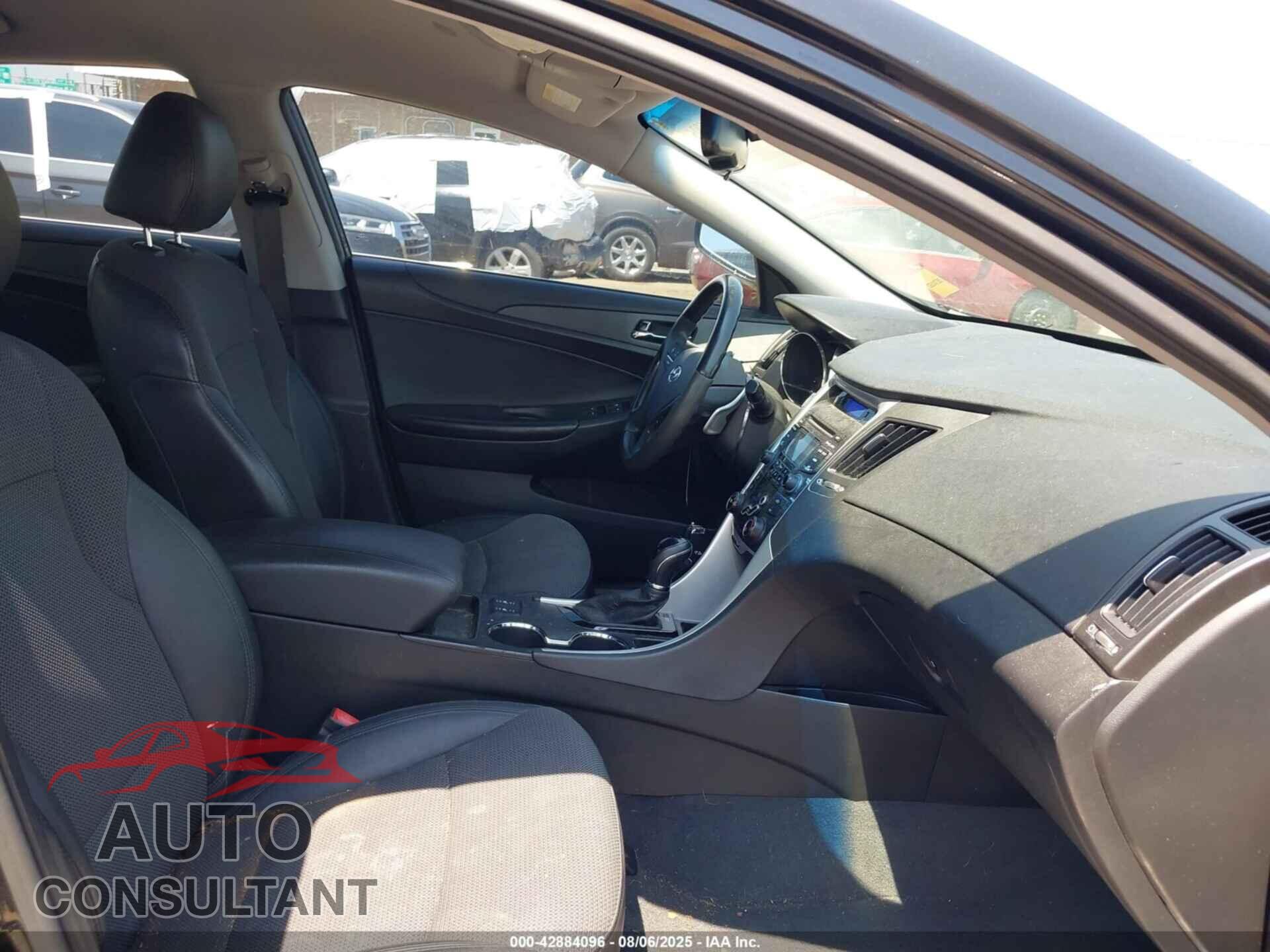 HYUNDAI SONATA 2013 - 5NPEC4AC1DH682652