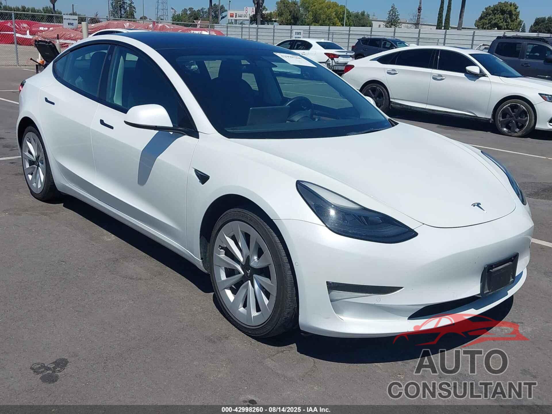TESLA MODEL 3 2022 - 5YJ3E1EB5NF145381