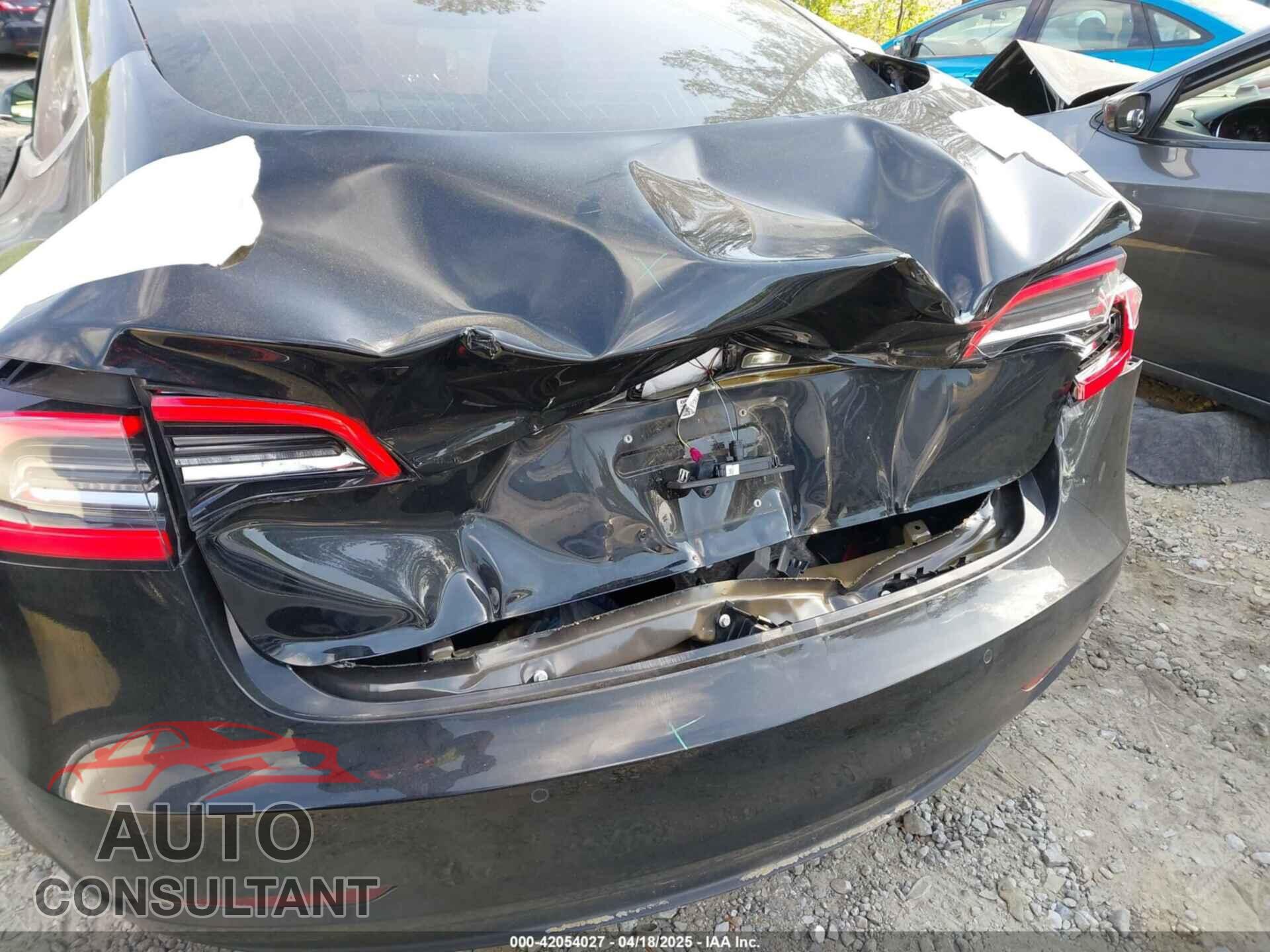 TESLA MODEL 3 2018 - 5YJ3E1EA6JF069901
