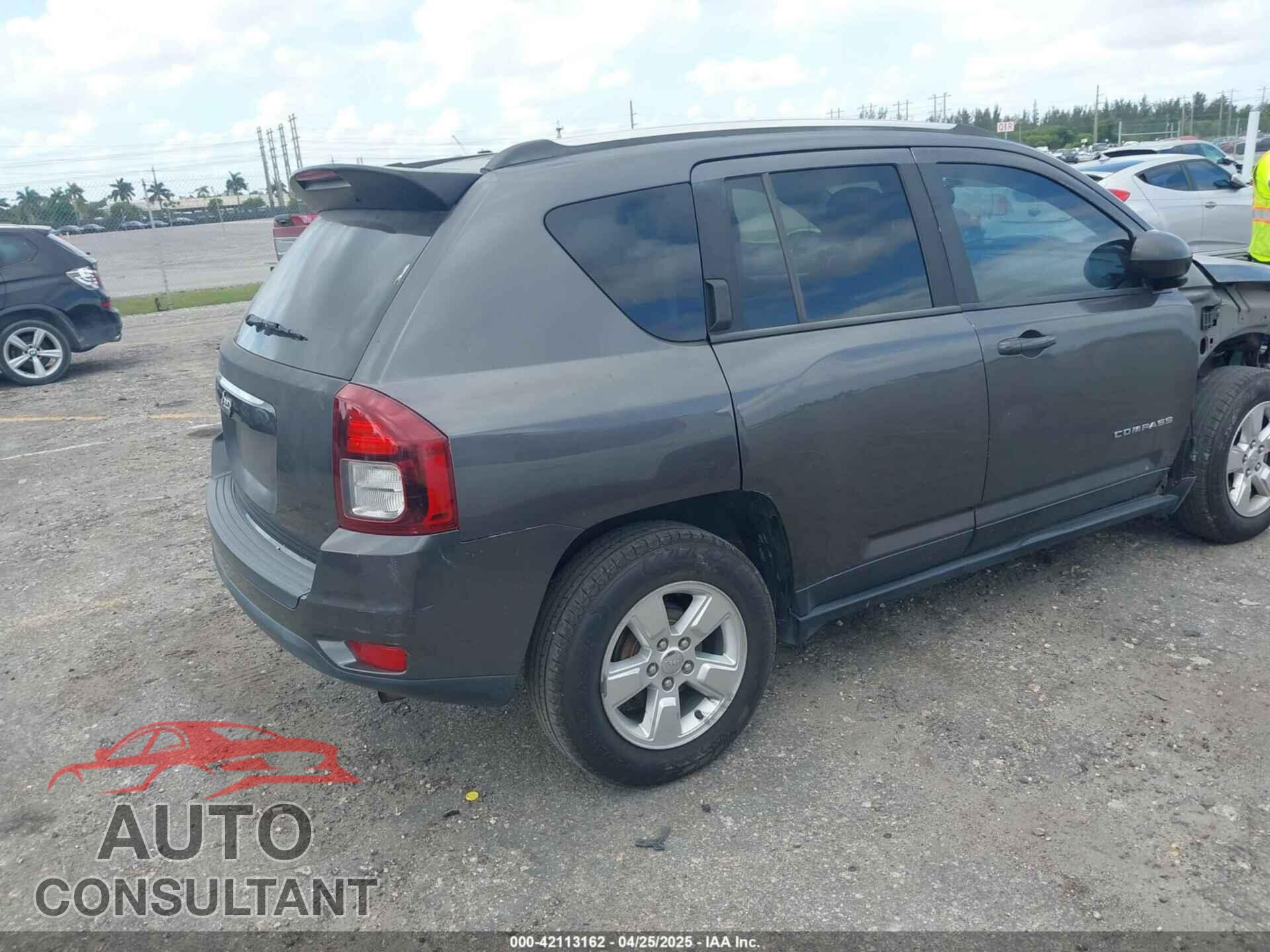 JEEP COMPASS 2015 - 1C4NJCBA8FD156038