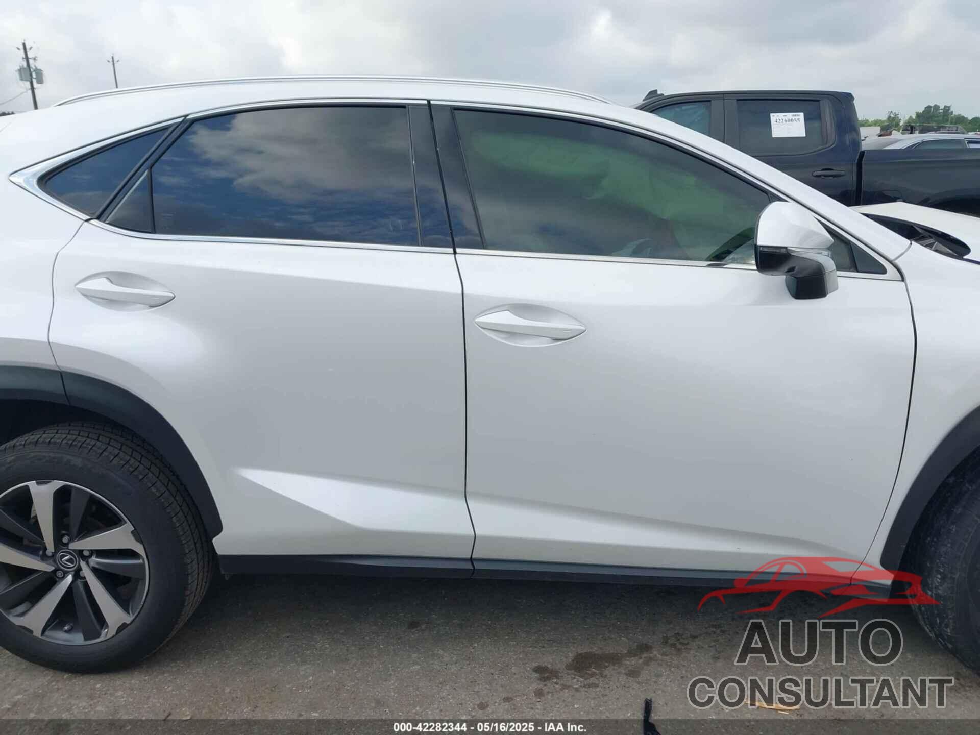 LEXUS NX 300 2021 - JTJGARBZ0M5024140