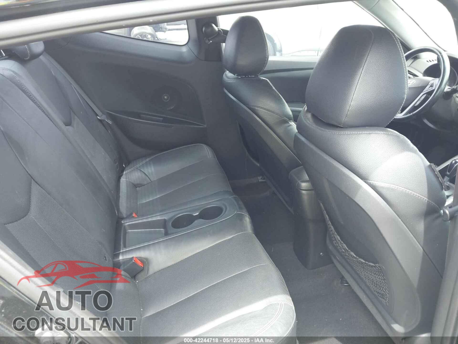 HYUNDAI VELOSTER 2015 - KMHTC6AE2FU224305