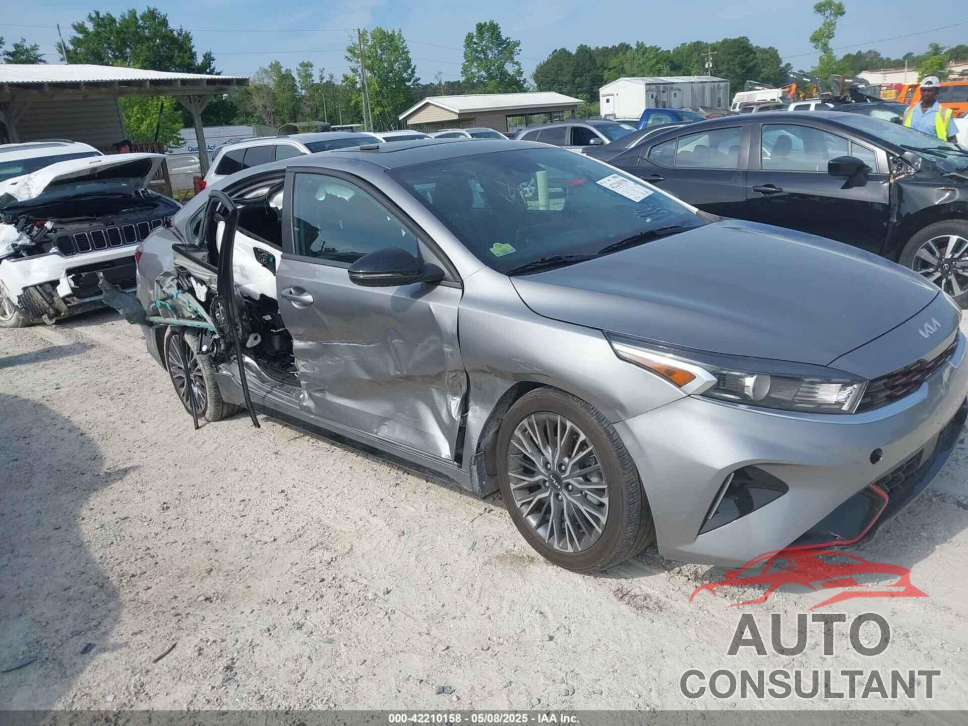 KIA FORTE 2024 - 3KPF54AD3RE748685