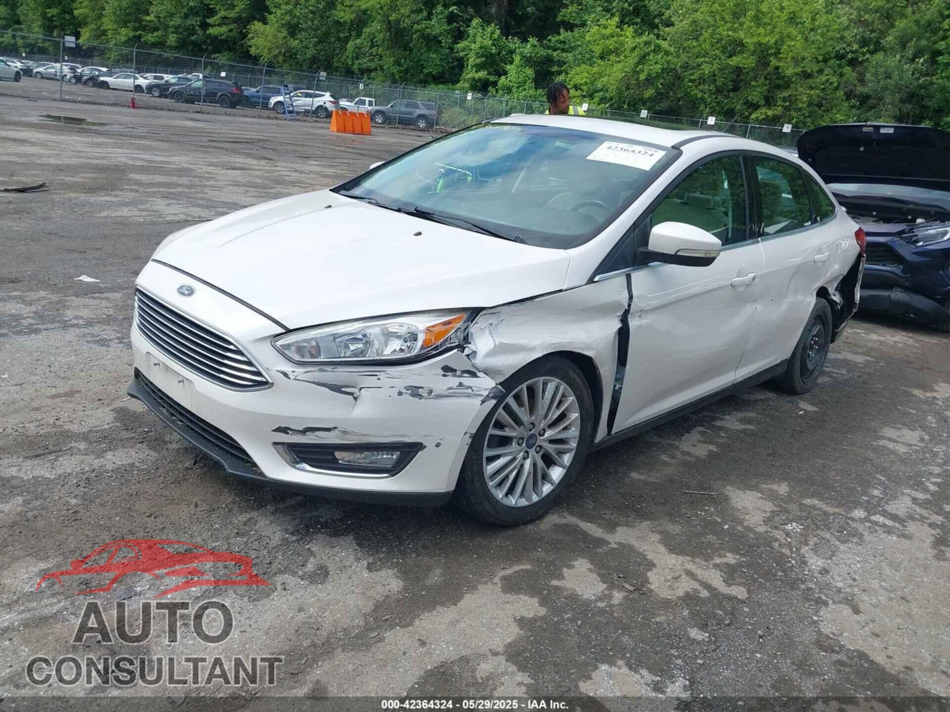 FORD FOCUS 2018 - 1FADP3J22JL314771