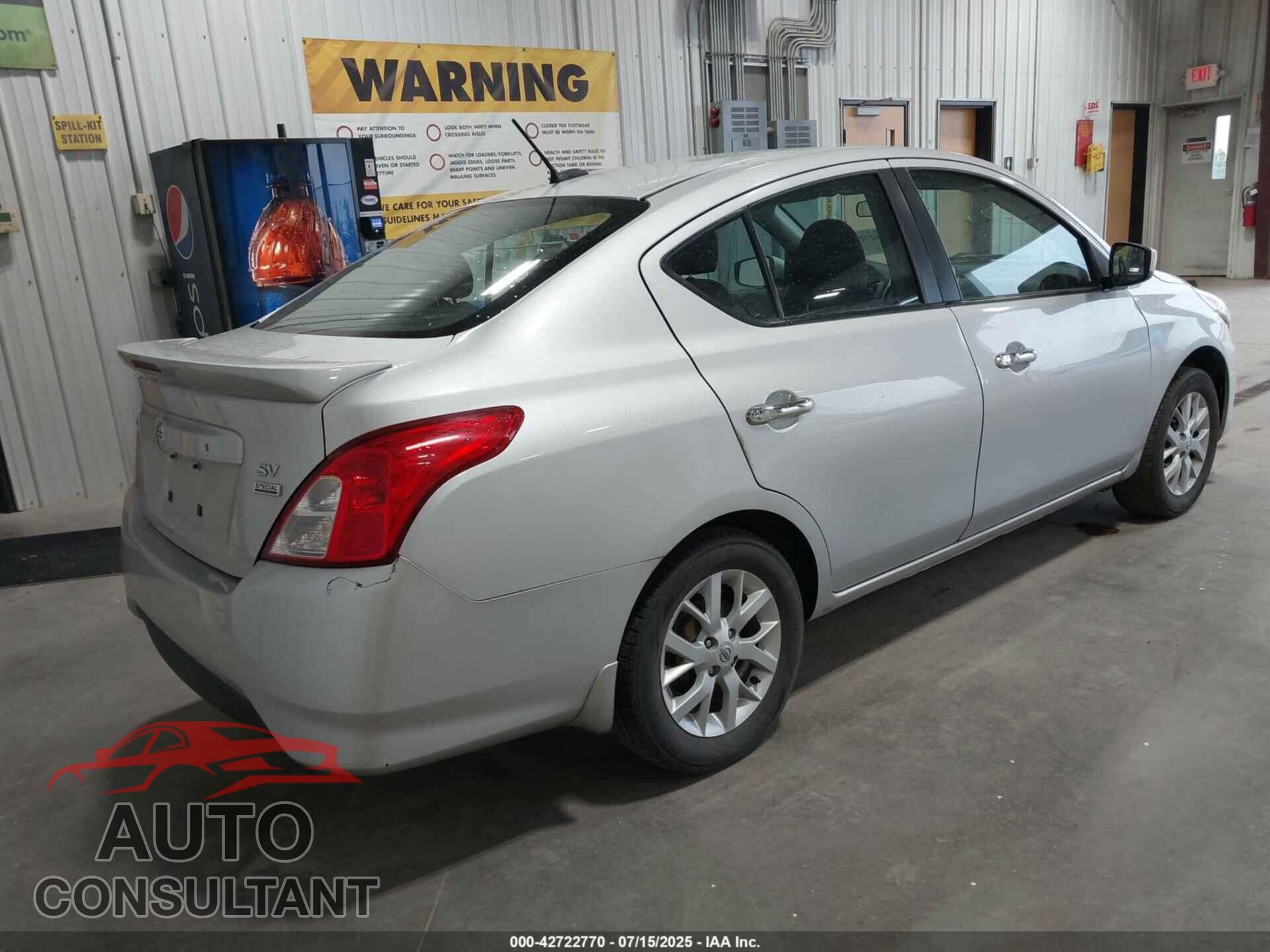 NISSAN VERSA 2017 - 3N1CN7AP3HL827785