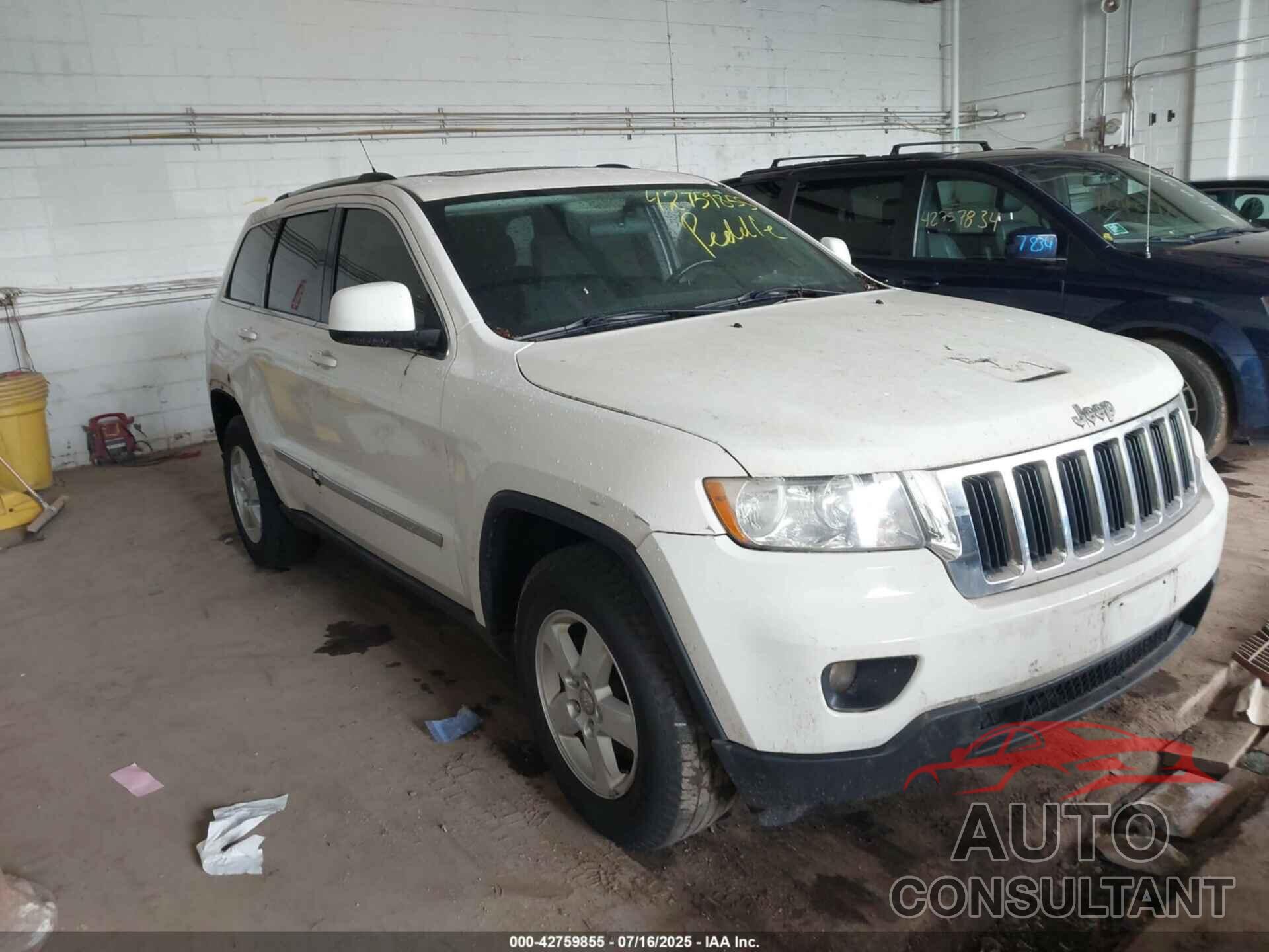 JEEP GRAND CHEROKEE 2011 - 1J4RR4GG2BC511244