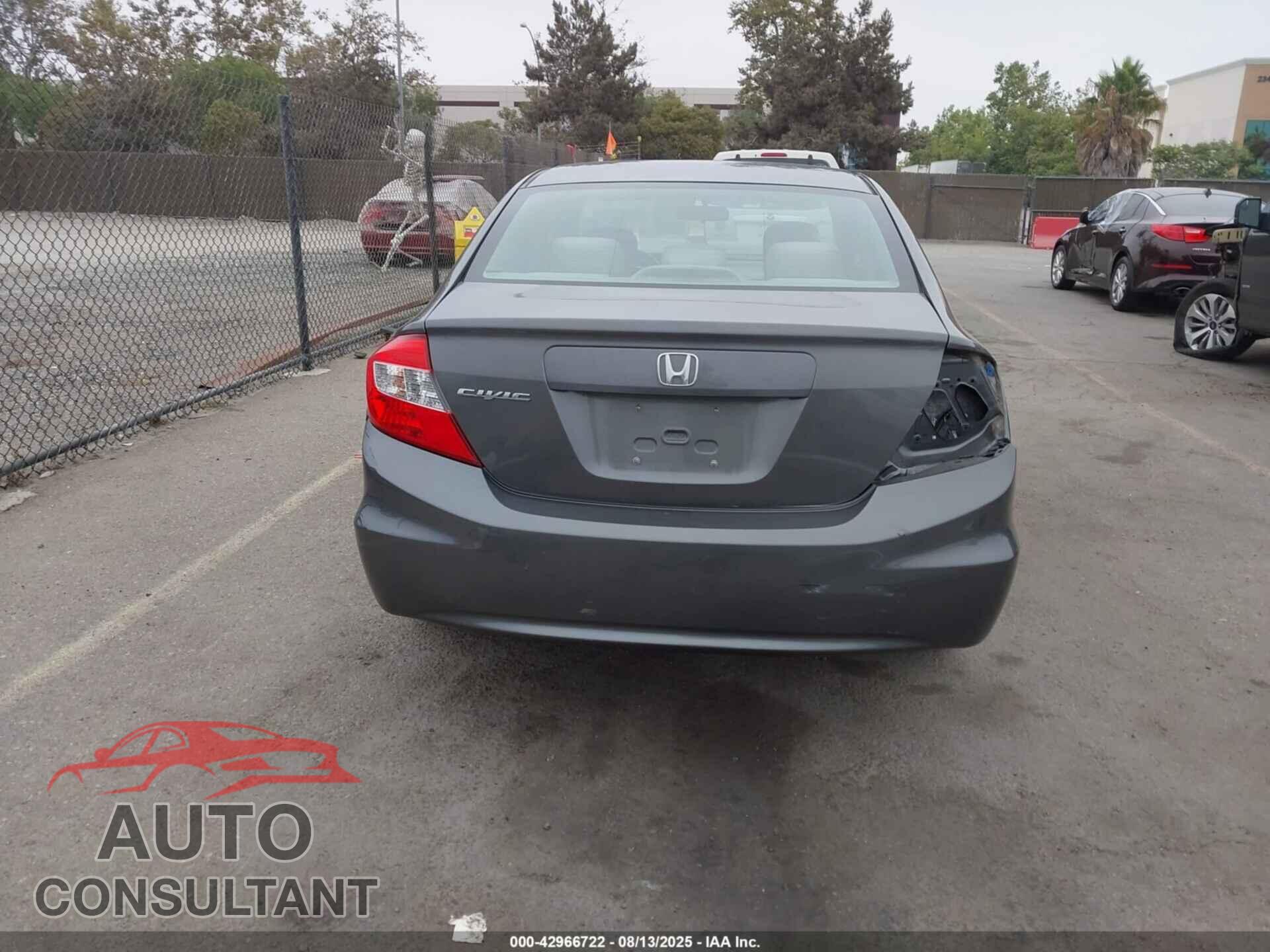 HONDA CIVIC 2012 - 2HGFB2F5XCH609018