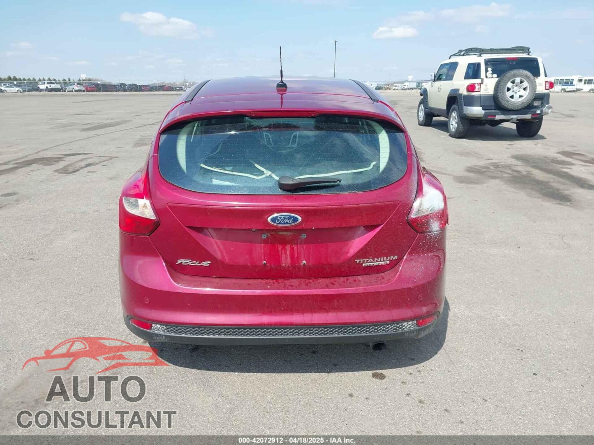 FORD FOCUS 2014 - 1FADP3N25EL155289