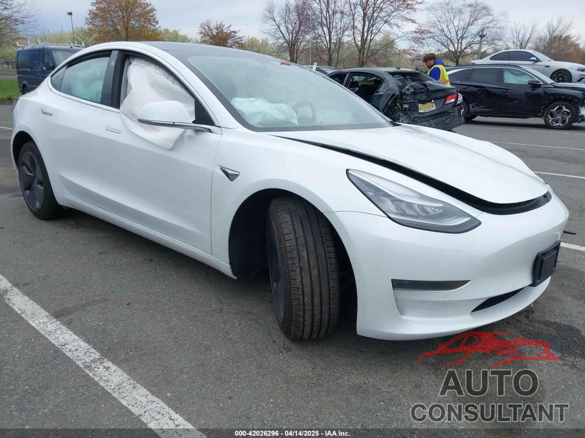 TESLA MODEL 3 2020 - 5YJ3E1EA3LF590450