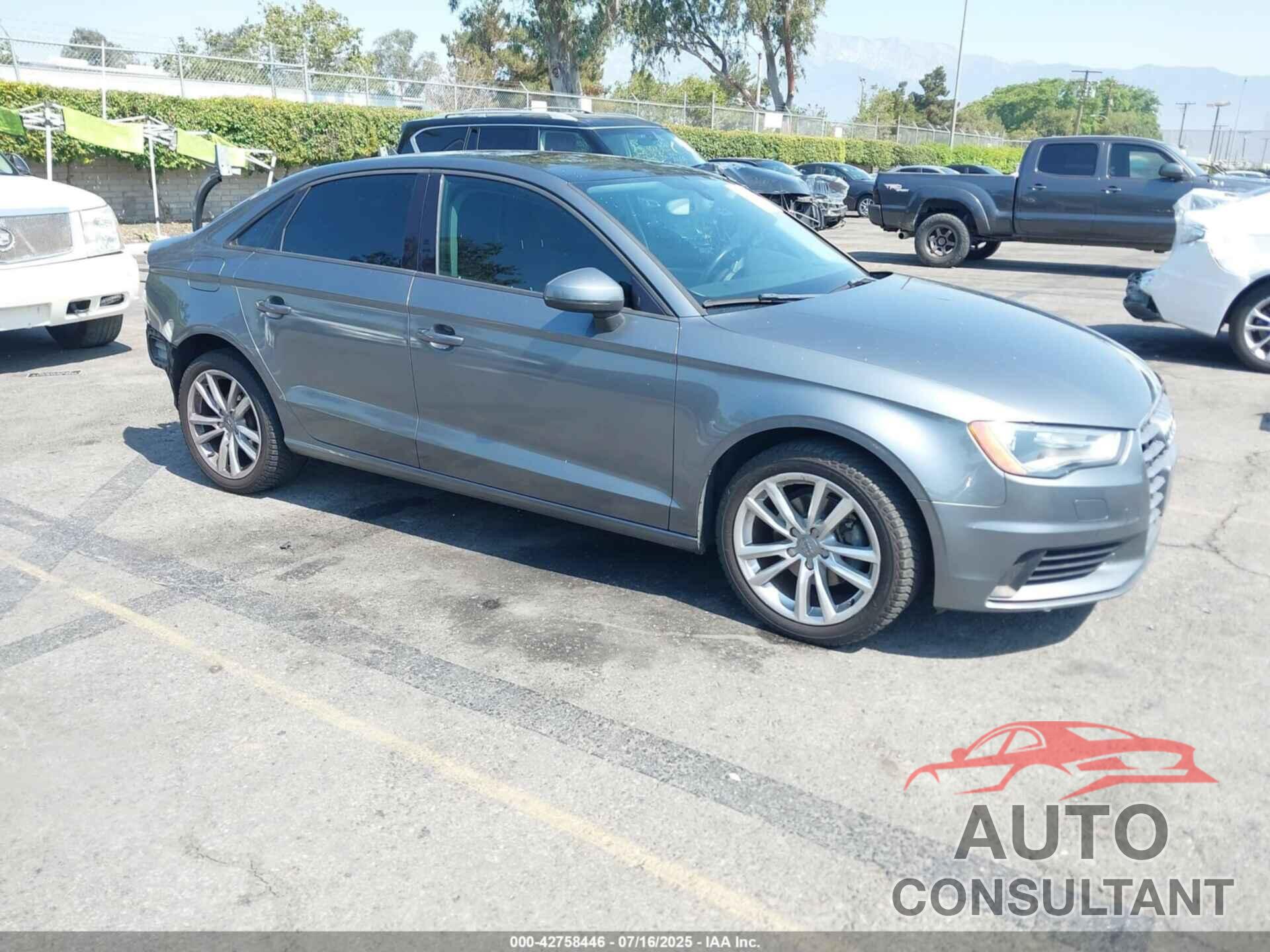 AUDI A3 2015 - WAUAJGFF0F1104378
