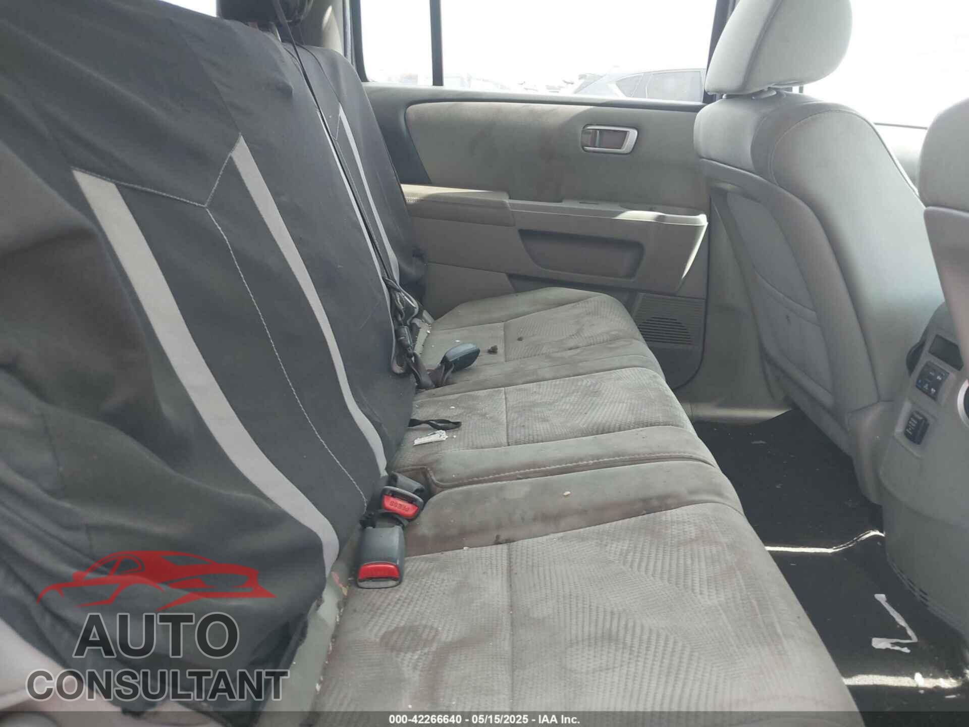 HONDA PILOT 2013 - 5FNYF4H22DB028453