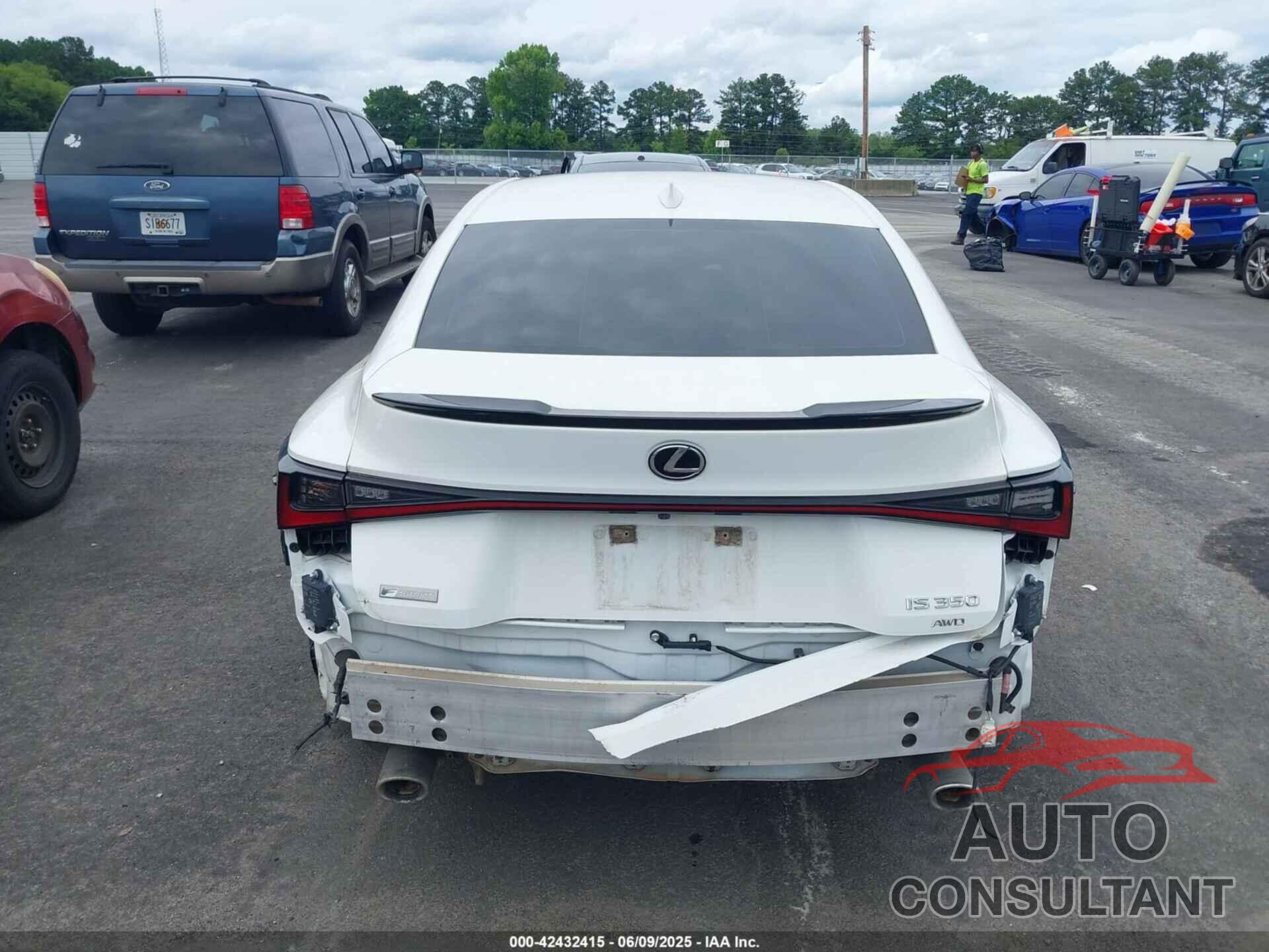 LEXUS IS 350 2021 - JTHGZ1E26M5020720